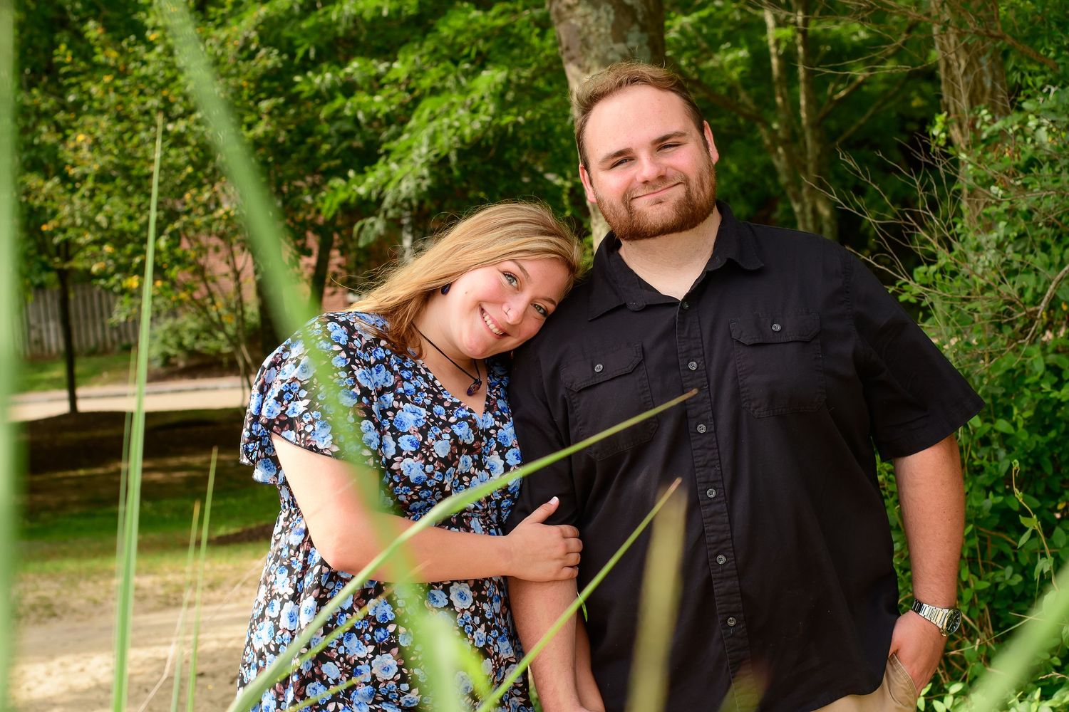 Engagement photography 757, Hampton Roads couples, romantic photo sessions, outdoor engagement shoots, Yorktown, beach engagement portraits.