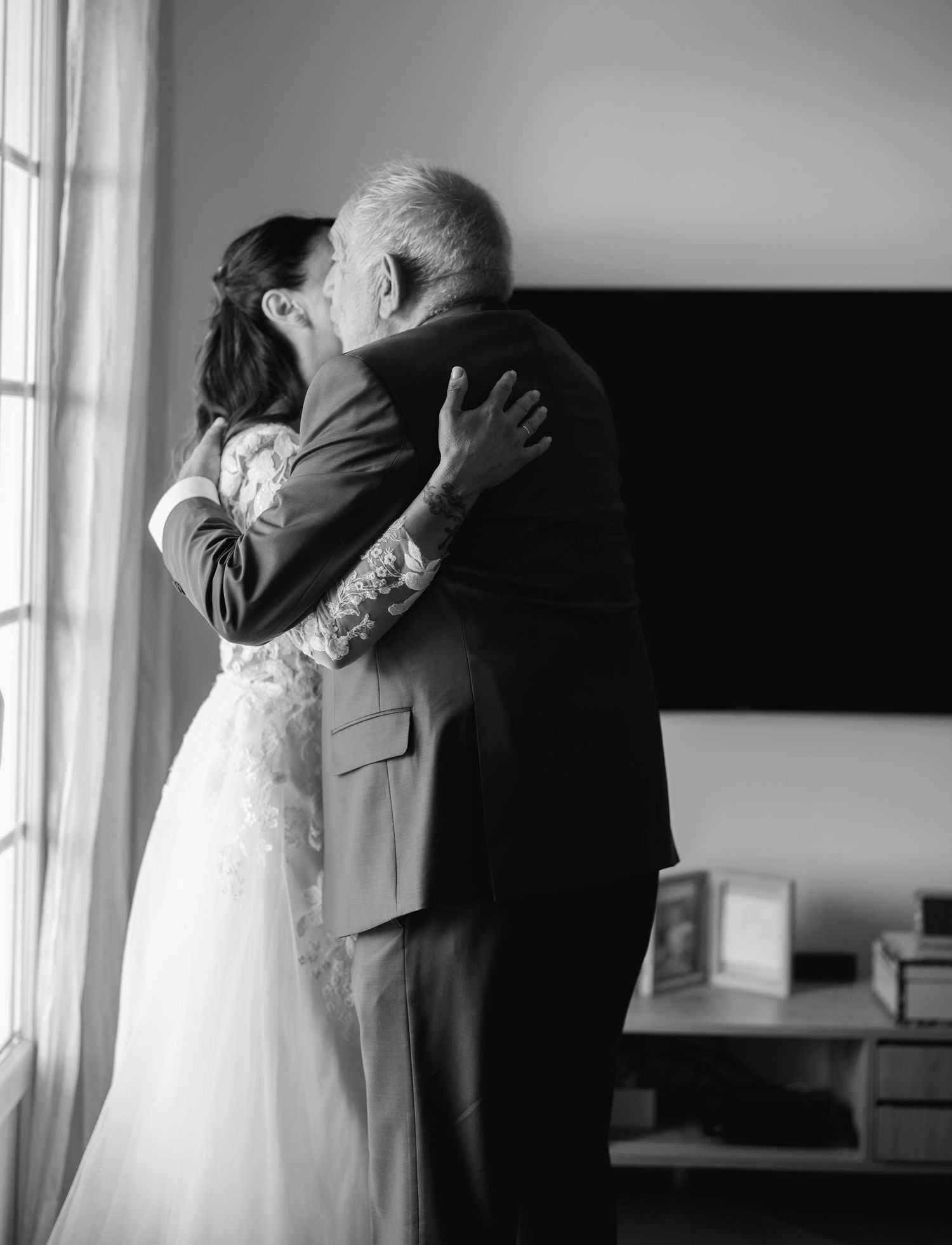 Des moments forts lors des préparatifs de la mariée.