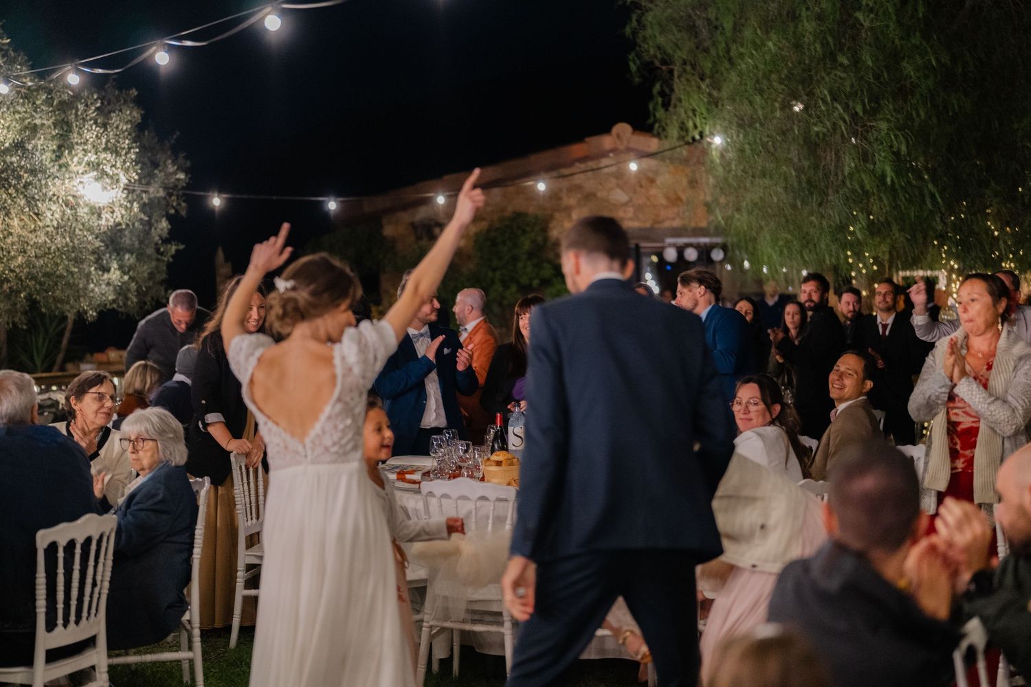 Danser durant le cocktail.