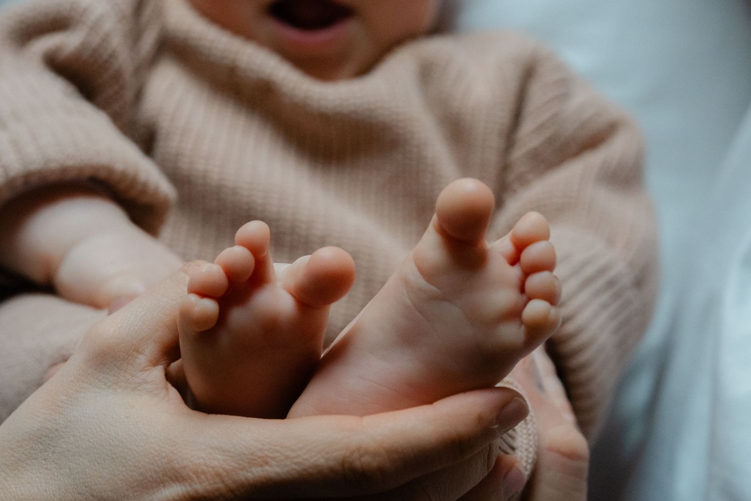 Les petits pieds de bébé à Ajaccio.