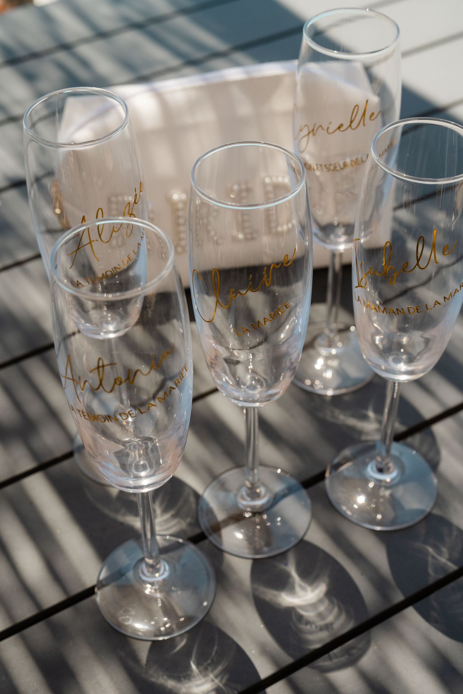 De la détente lors des préparatifs d'un mariage à Ajaccio.