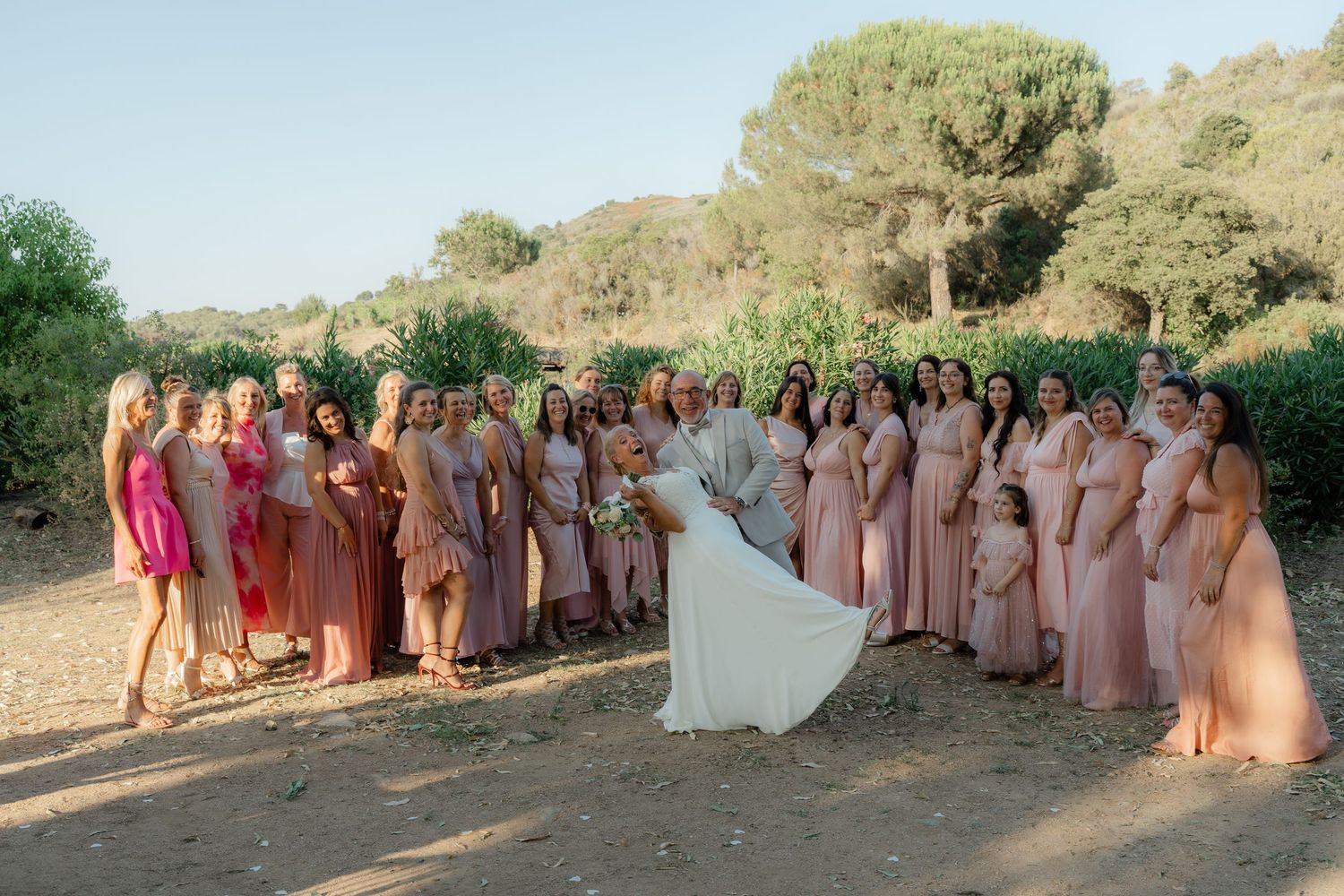 Des photos de groupes fun et amusante au coeur des vignes.