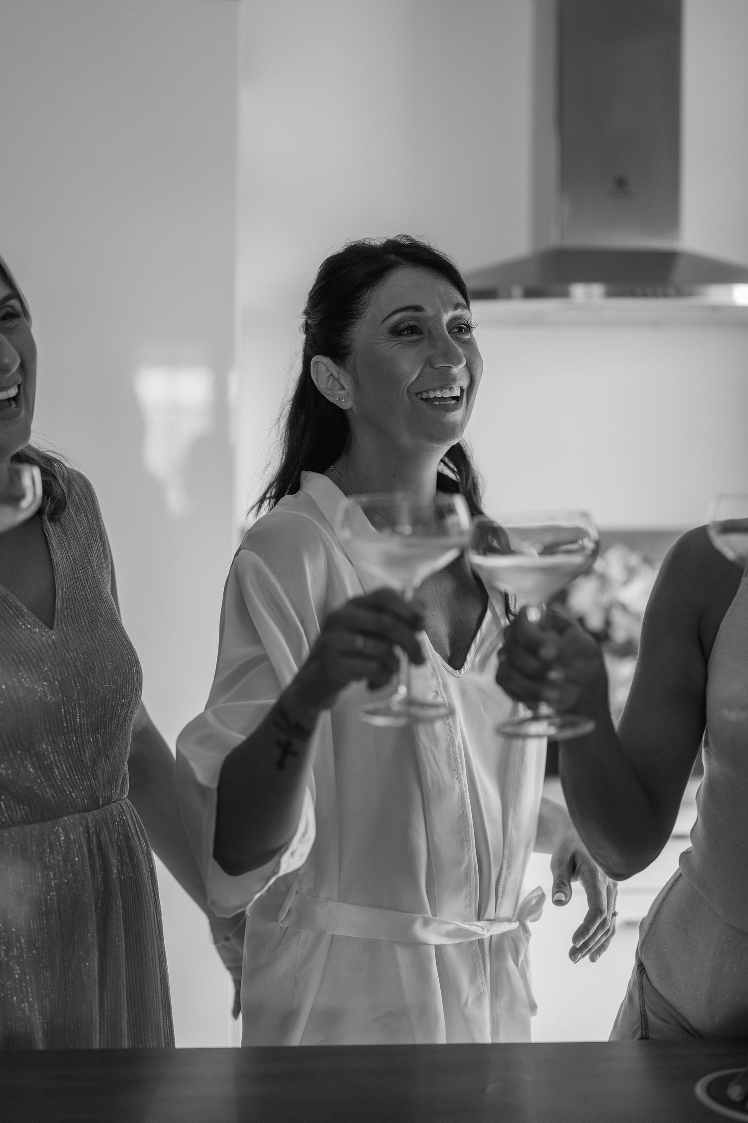 Des moments forts lors des préparatifs de la mariée.