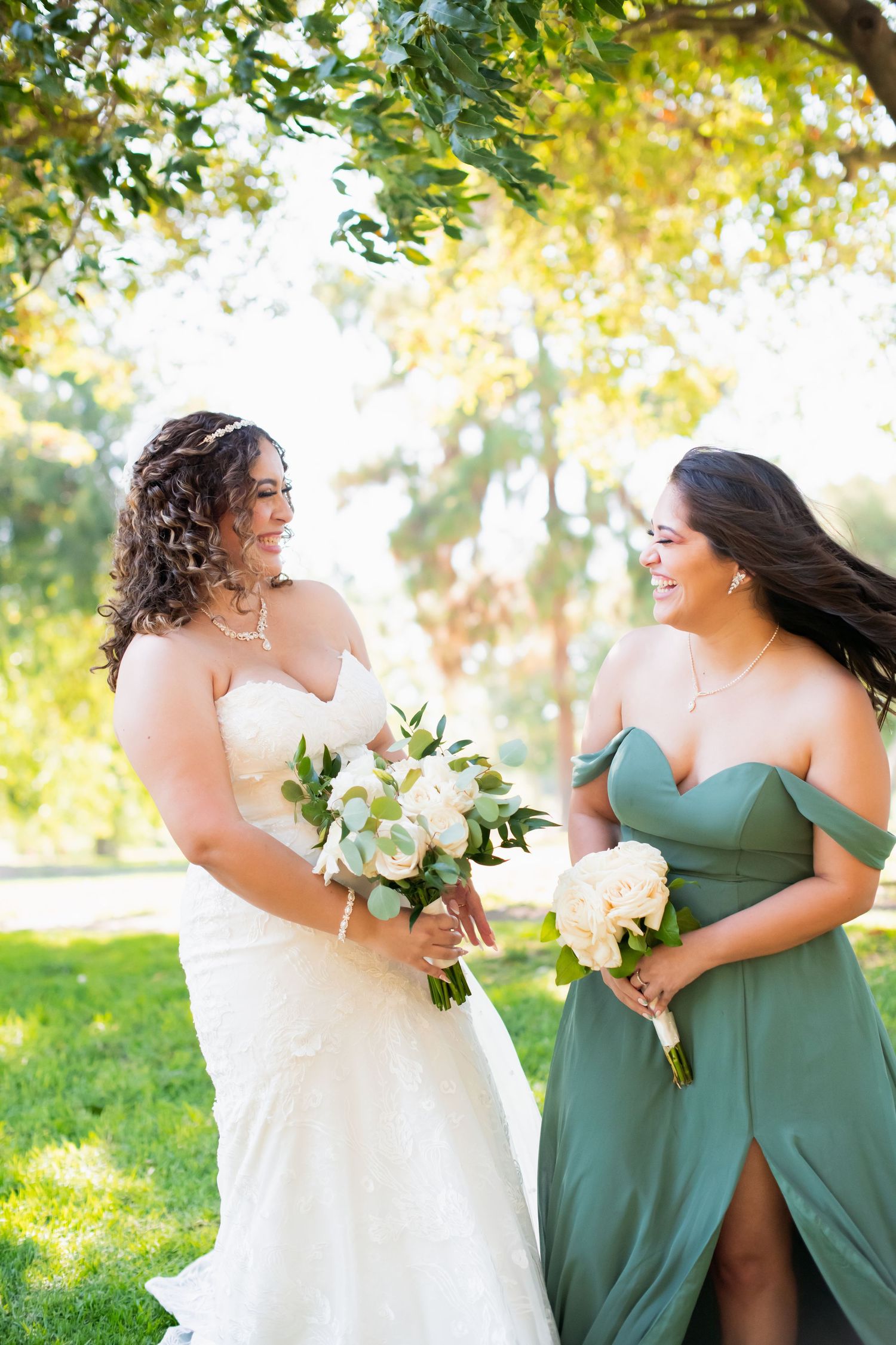 Joyful candid photos of bridal party members sharing laughs in natural outdoor setting.