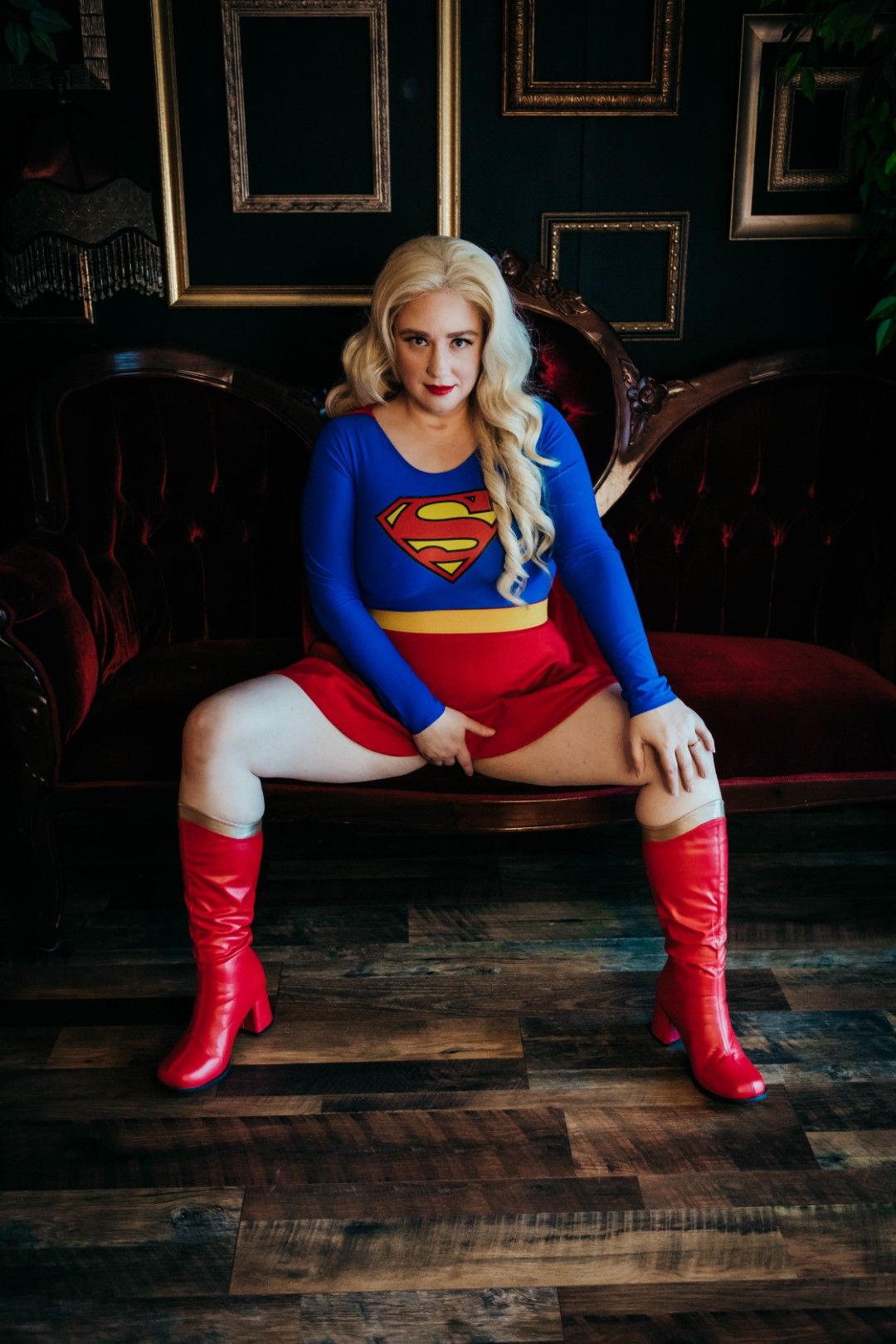 Cosplayer in Supergirl costume boudoir