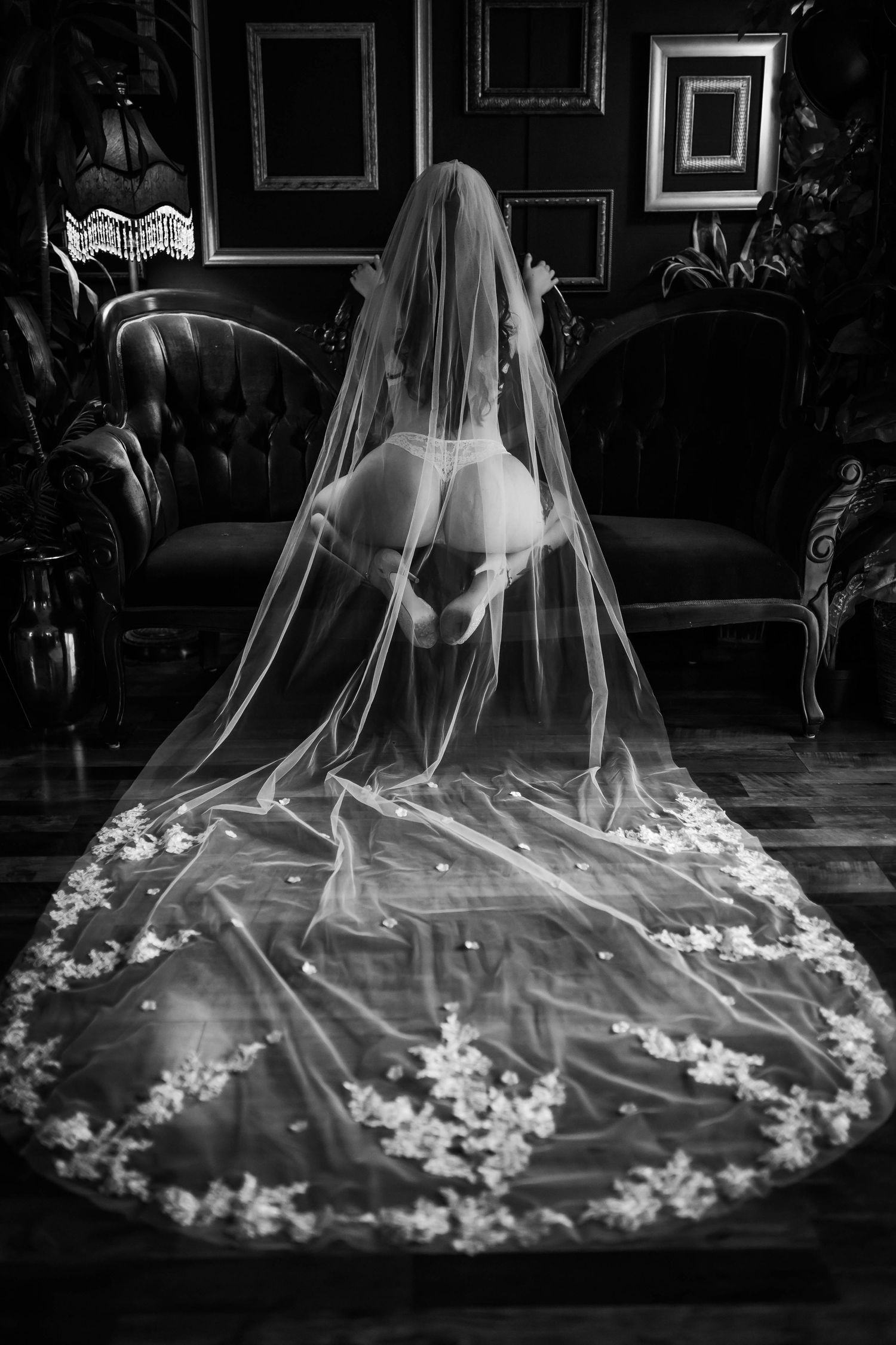 bridal boudoir photographer seattle