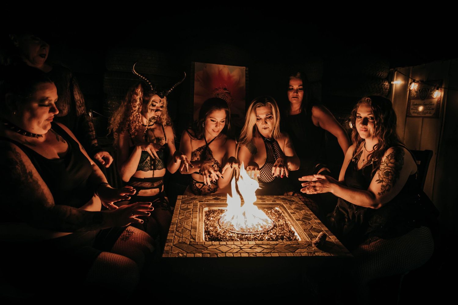 witchy boudoir group session