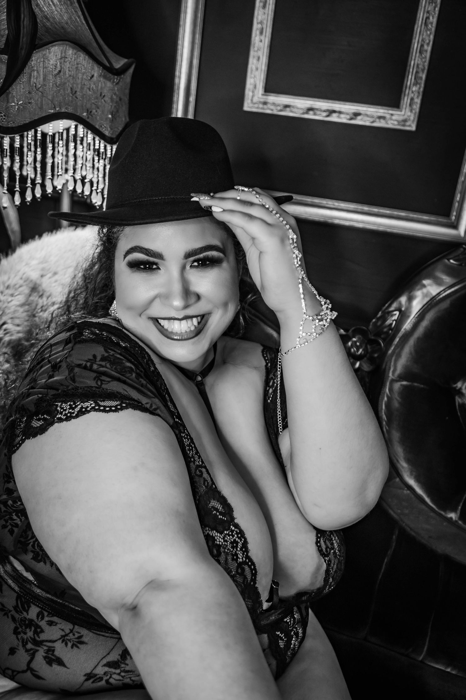 plus size boudoir near me