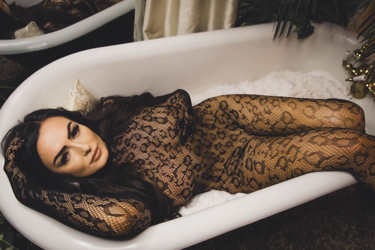 How do I prepare my body for a boudoir photo shoot?