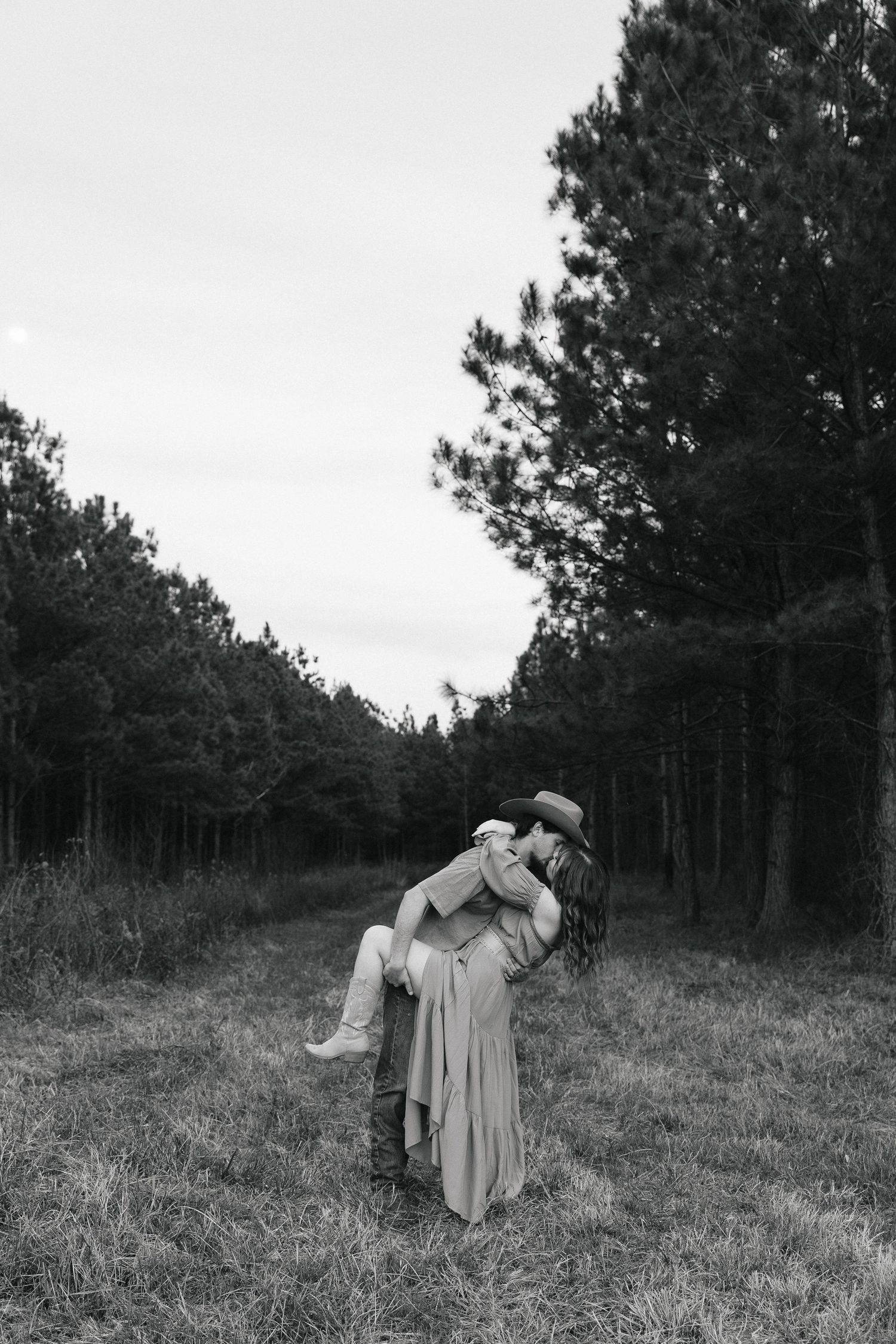 Southern Charm Couples Photographer