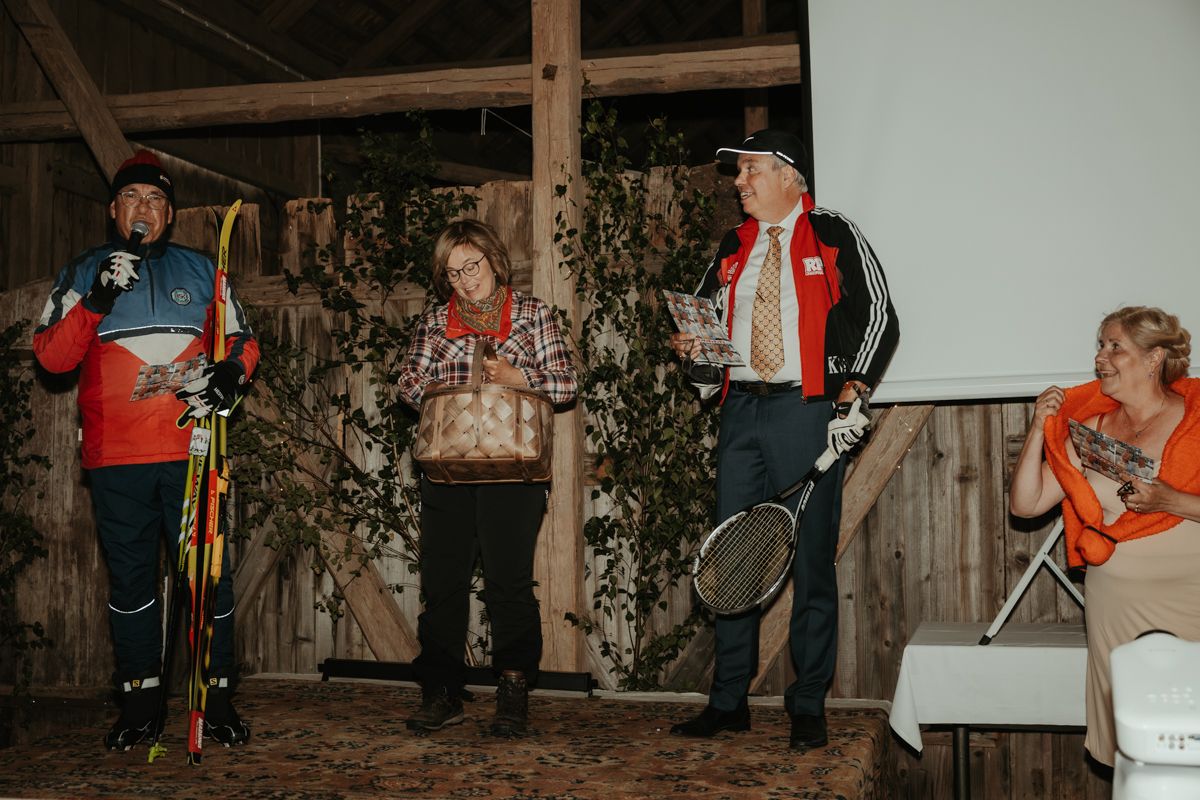 Bröllopsmiddag på Näfstad loge, fotograferat av Grevholm Photography.
