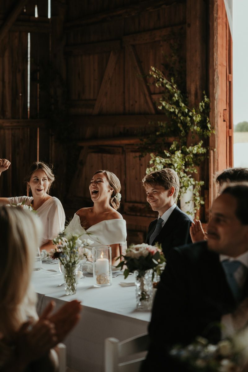 Bröllopsmiddag på Näfstad loge, fotograferat av Grevholm Photography.