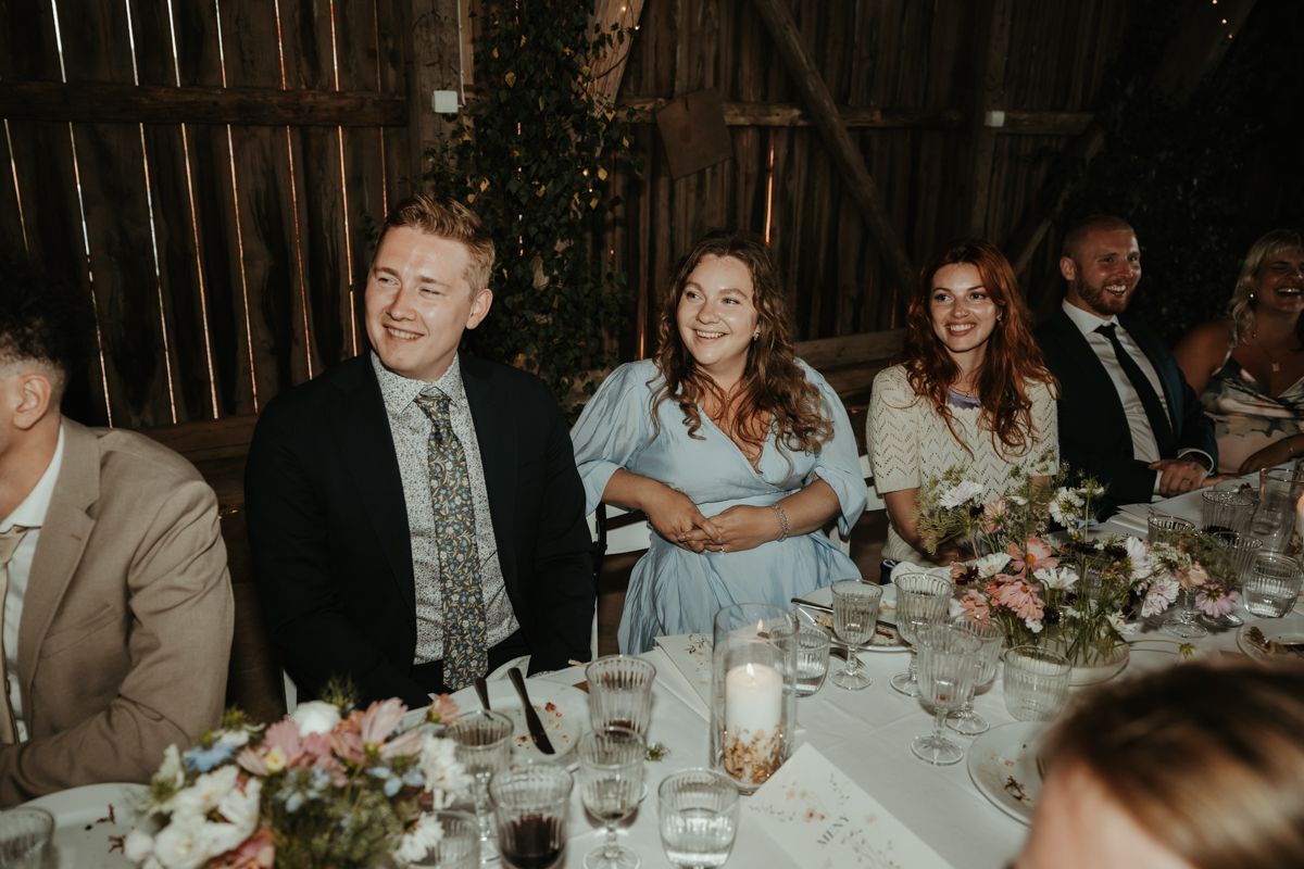 Bröllopsmiddag på Näfstad loge, fotograferat av Grevholm Photography.