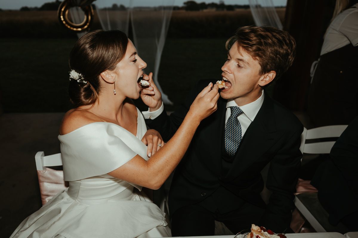 Bröllopsmiddag på Näfstad loge, fotograferat av Grevholm Photography.