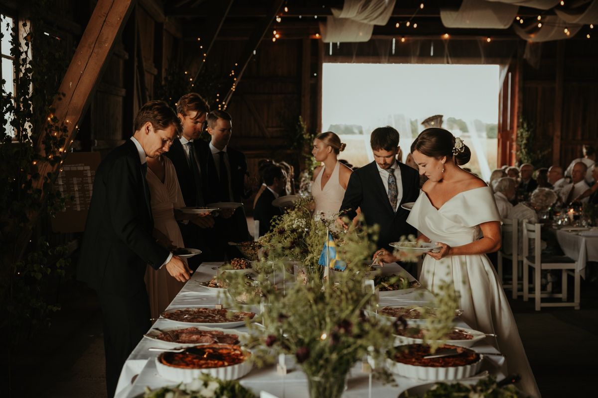 Bröllopsmiddag på Näfstad loge, fotograferat av Grevholm Photography.
