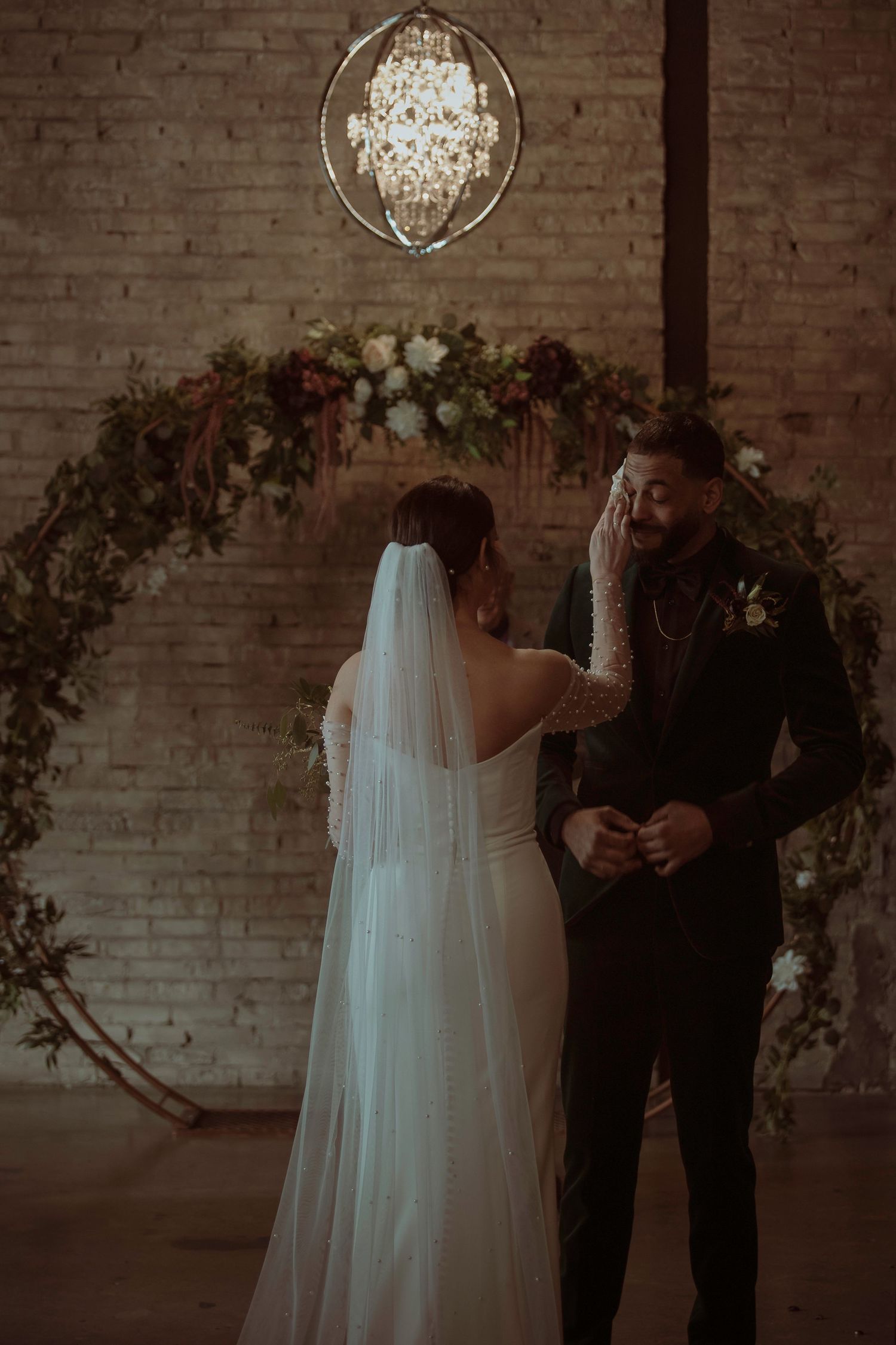 Central Alberta wedding, family, portrait & pet photographer servicing Leduc, Calmar, Devon, Thorsby, Millet, Edmonton and surrounding area.