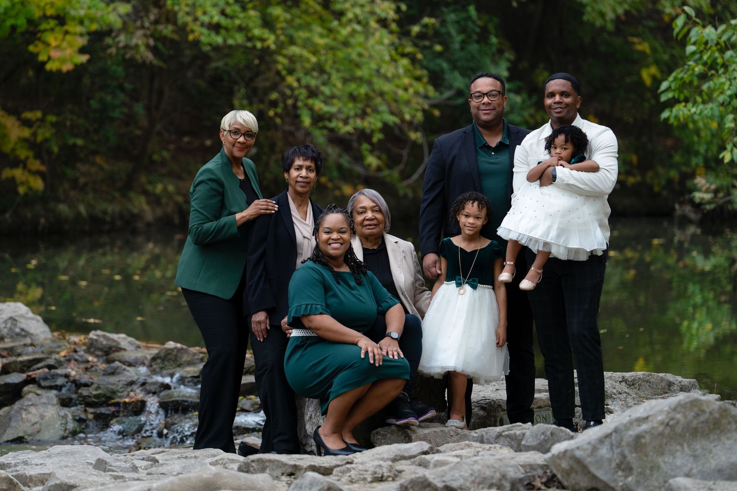 Dallas family photographer. DFW family photographer. DFW Fall photographer. Best Photographer in DFW.