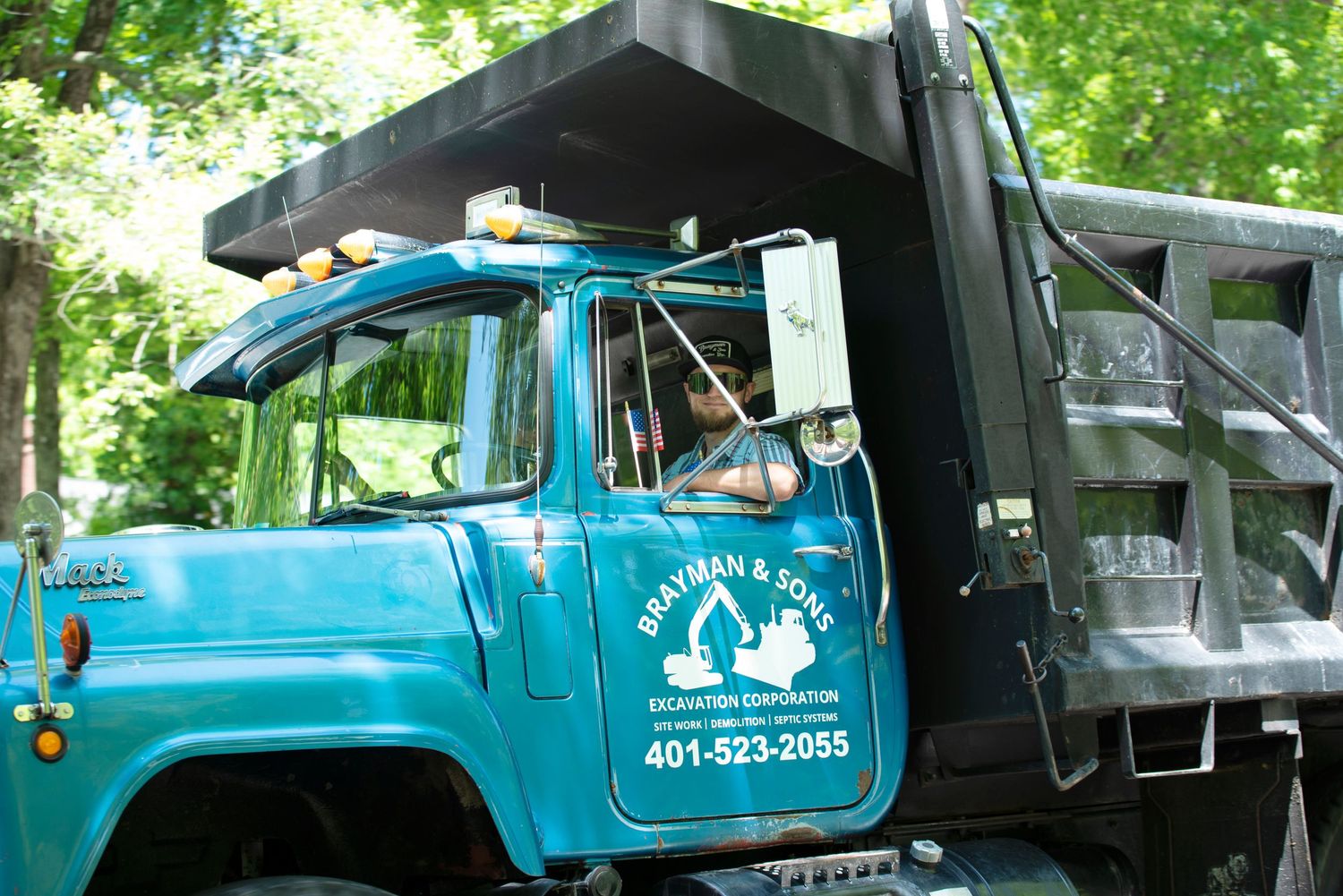 Exeter_Rhode_Island_Memorial_Day_Parade_2023_Rhode_Island_Photographer_Heather_Golding_Photography_Brayman_And_Sons
