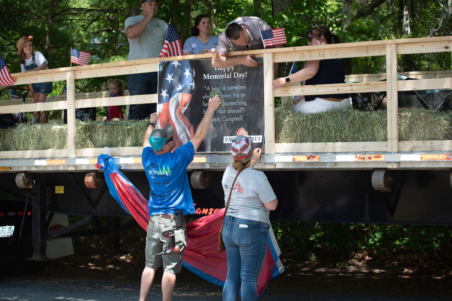 Exeter_Rhode_Island_Memorial_Day_Parade_2023_Rhode_Island_Photographer_Heather_Golding_Photography_Emma_Acres_Farm