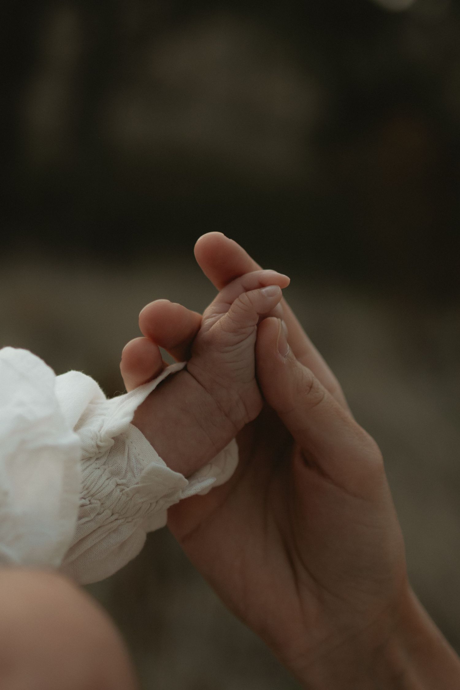 Toowoowmba photographer, newborn photography, motherhood photography, Mama Faka