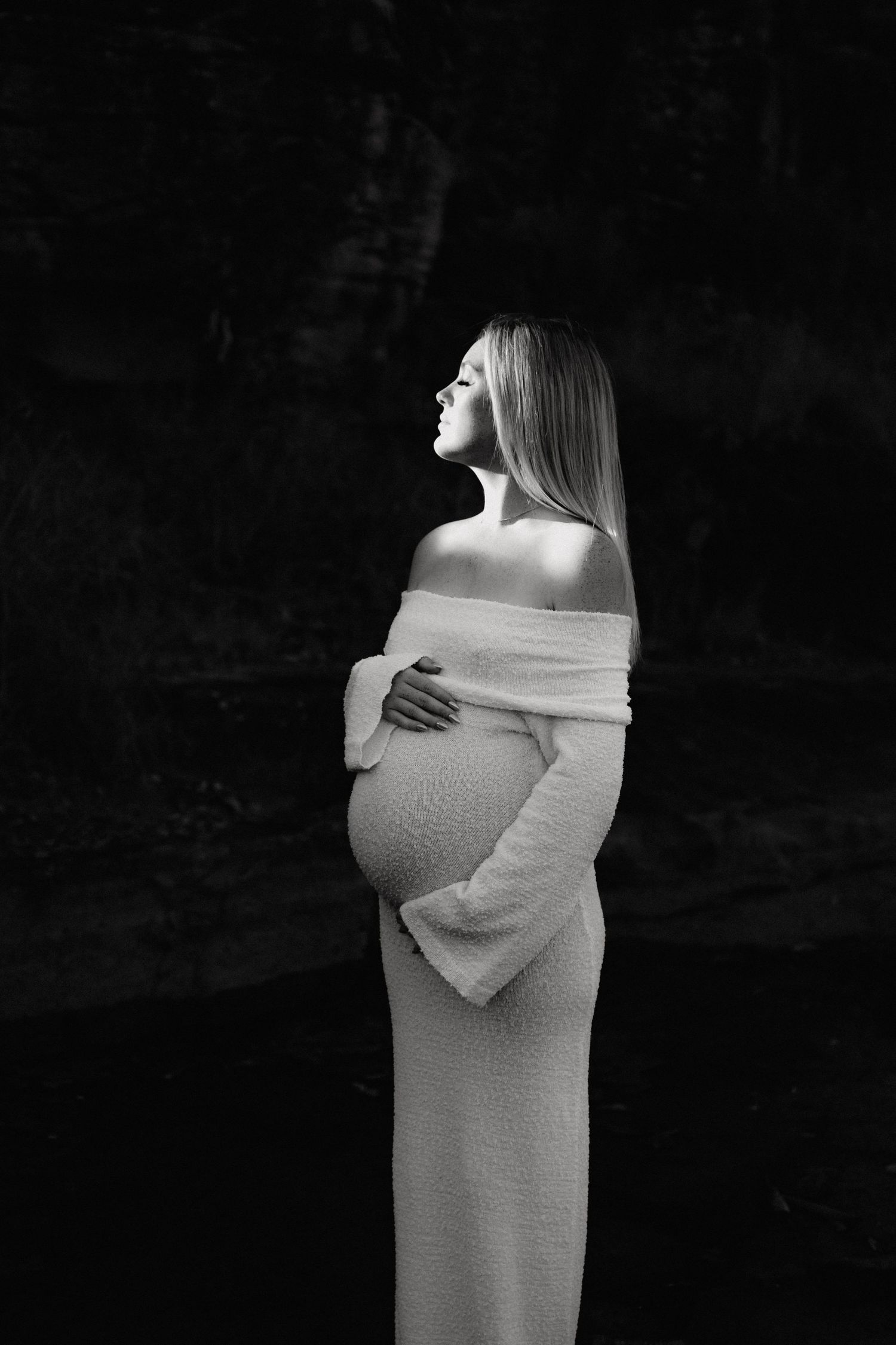 maternity wardrobe hire toowoomba, toowoomba photographer, maternity photography, Mama Faka