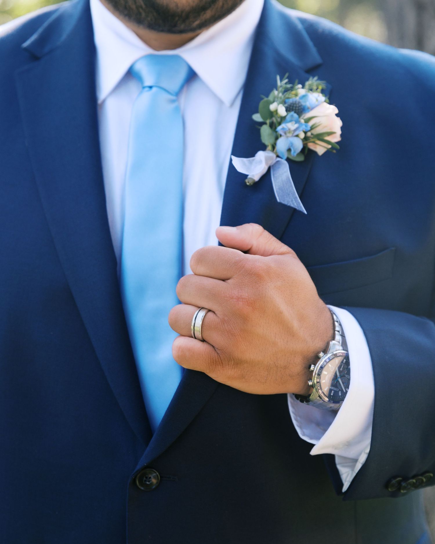 Summer Camp Themed Wedding Photography at Camp Lincoln Camp Lake Hubert in Nisswa Minnesota. Lakeside woodland wedding pictures Up North