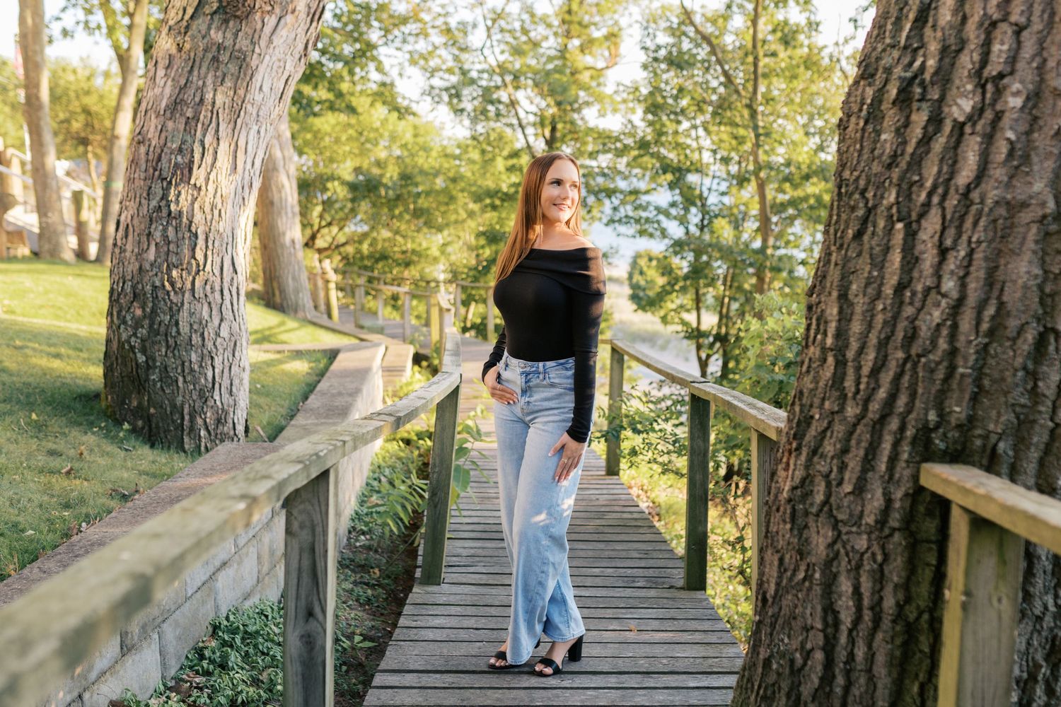 Grand Haven Michigan senior portrait photography pictures, Beach and boardwalk location. summer beach senior pictures in west michigan