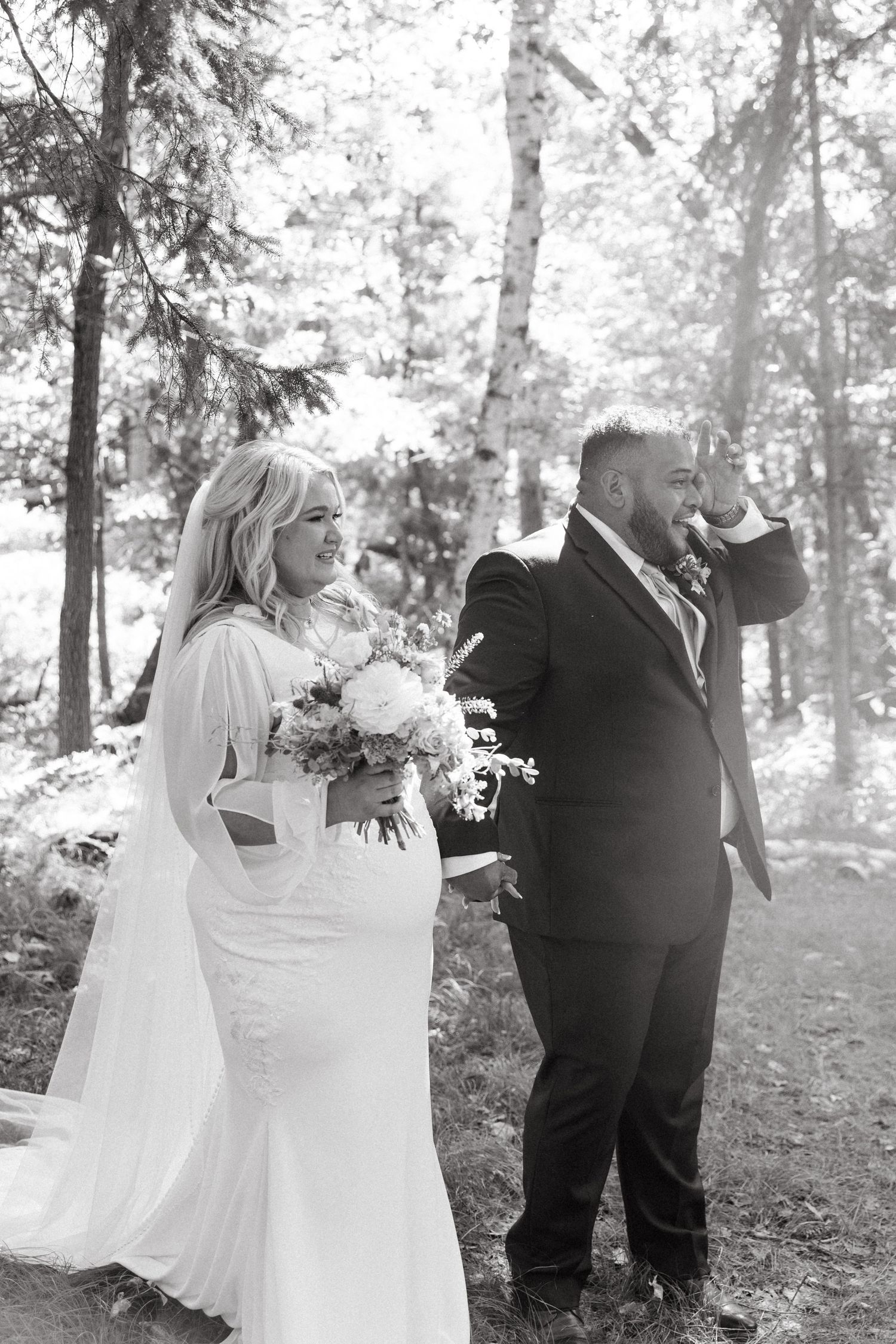 Summer Camp Themed Wedding Photography at Camp Lincoln Camp Lake Hubert in Nisswa Minnesota. Lakeside woodland wedding pictures Up North