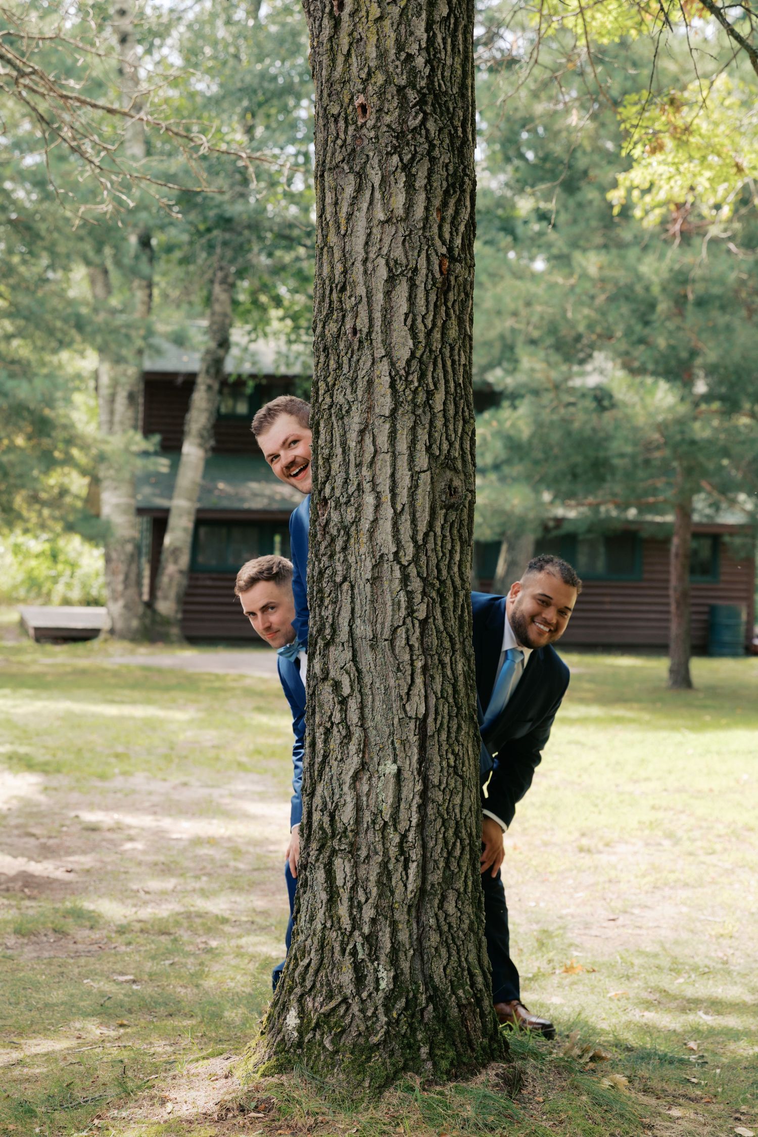 Summer Camp Themed Wedding Photography at Camp Lincoln Camp Lake Hubert in Nisswa Minnesota. Lakeside woodland wedding pictures Up North