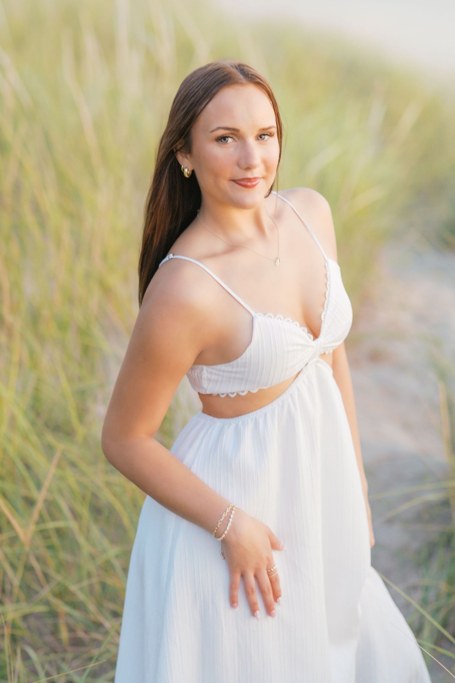 Grand Haven Michigan senior portrait photography pictures, Beach and boardwalk location. summer beach senior pictures in west michigan