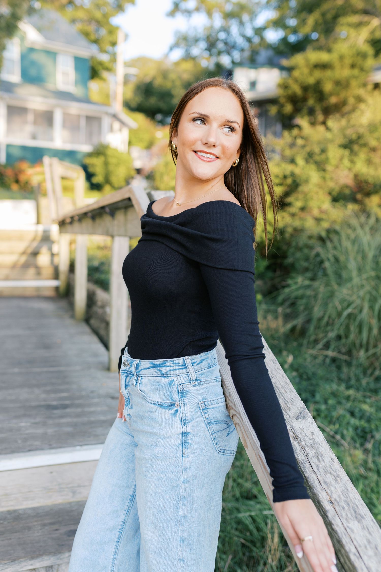 Grand Haven Michigan senior portrait photography pictures, Beach and boardwalk location. summer beach senior pictures in west michigan