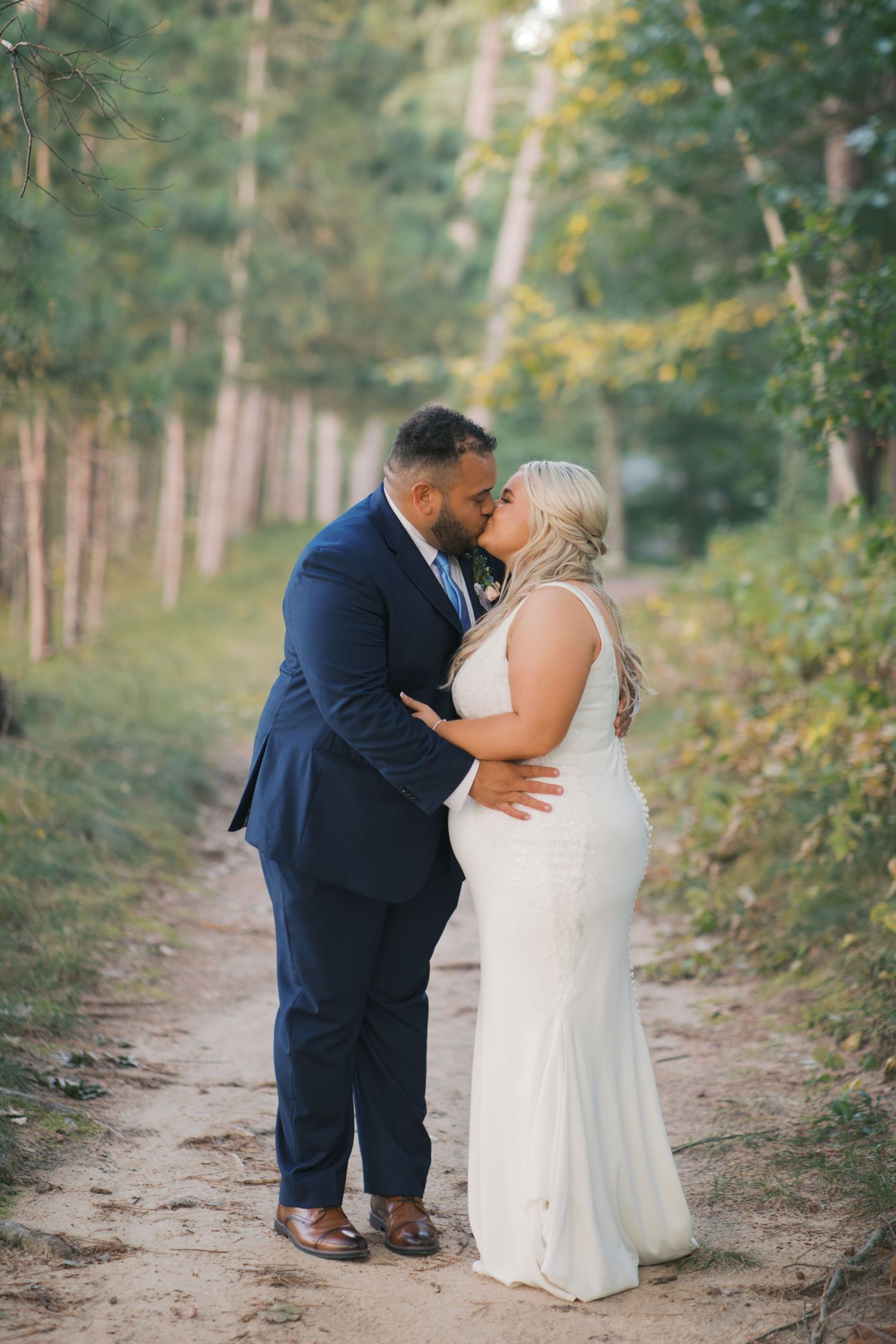 Summer Camp Themed Wedding Photography at Camp Lincoln Camp Lake Hubert in Nisswa Minnesota. Lakeside woodland wedding pictures Up North
