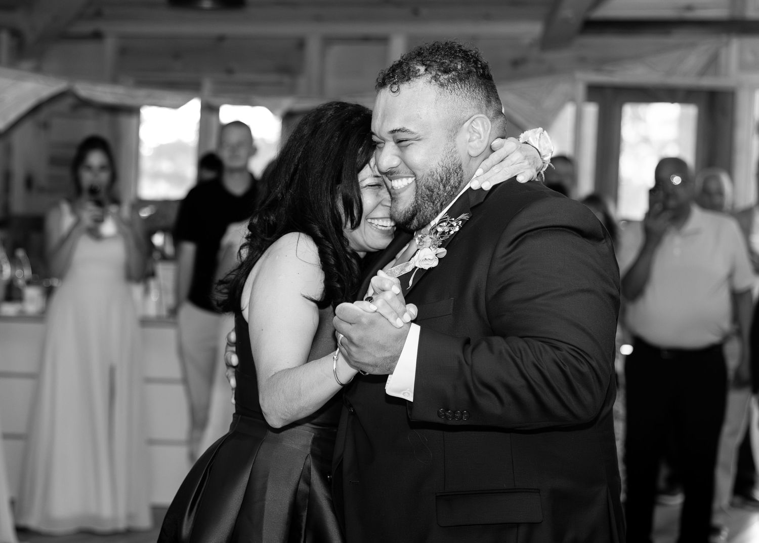 Summer Camp Themed Wedding Photography at Camp Lincoln Camp Lake Hubert in Nisswa Minnesota. Lakeside woodland wedding pictures Up North