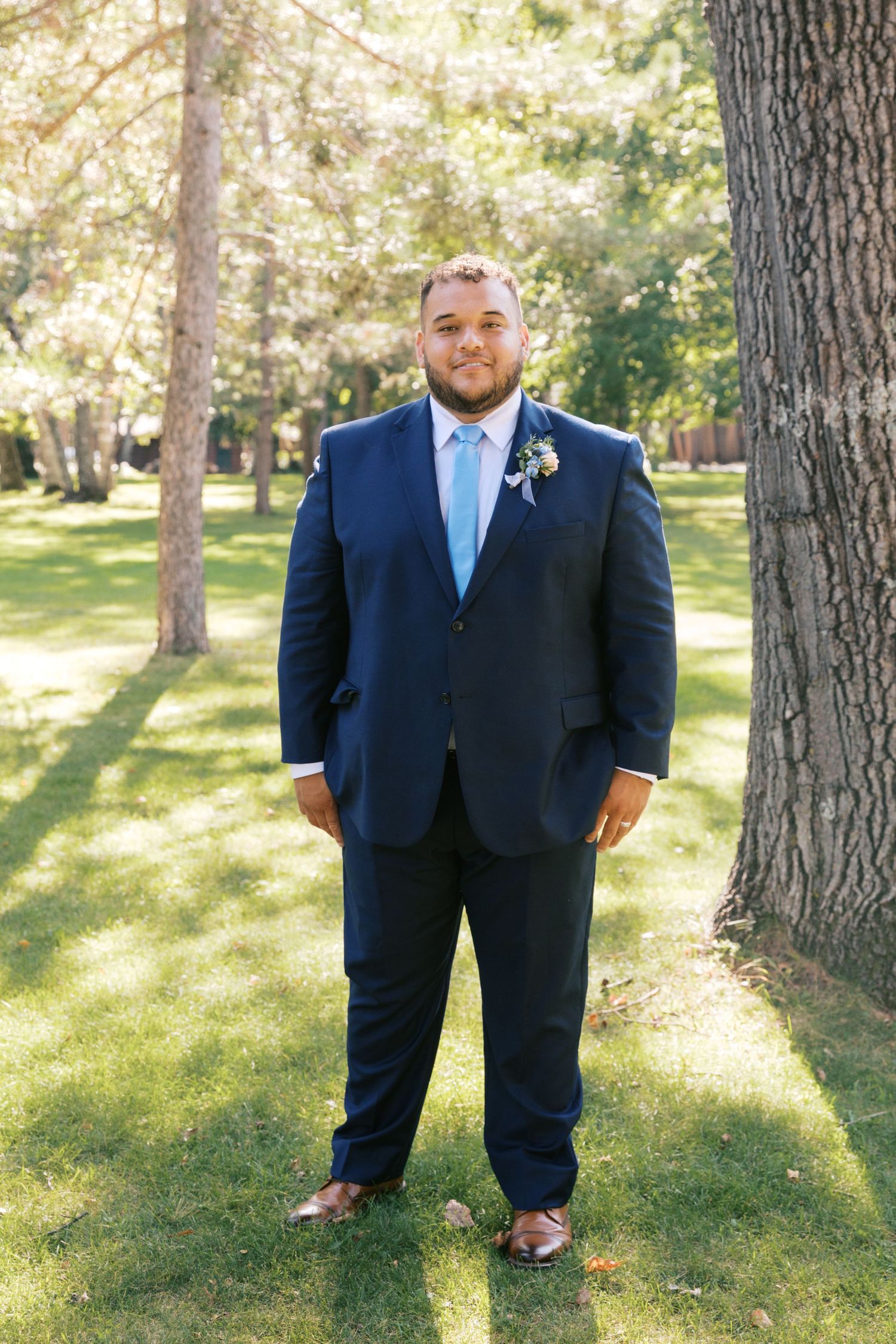 Summer Camp Themed Wedding Photography at Camp Lincoln Camp Lake Hubert in Nisswa Minnesota. Lakeside woodland wedding pictures Up North