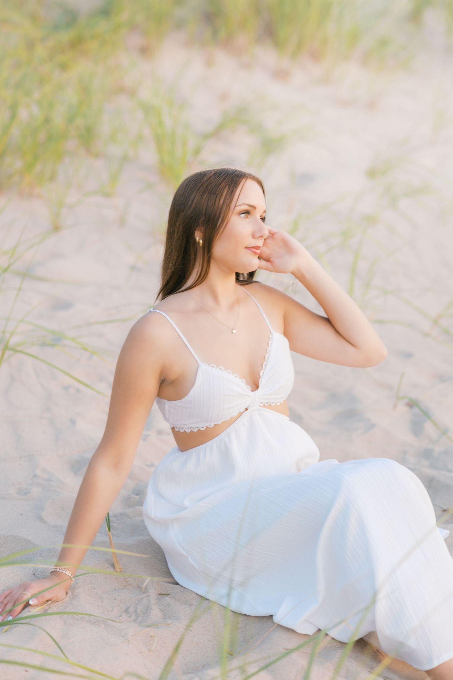 Grand Haven Michigan senior portrait photography pictures, Beach and boardwalk location. summer beach senior pictures in west michigan