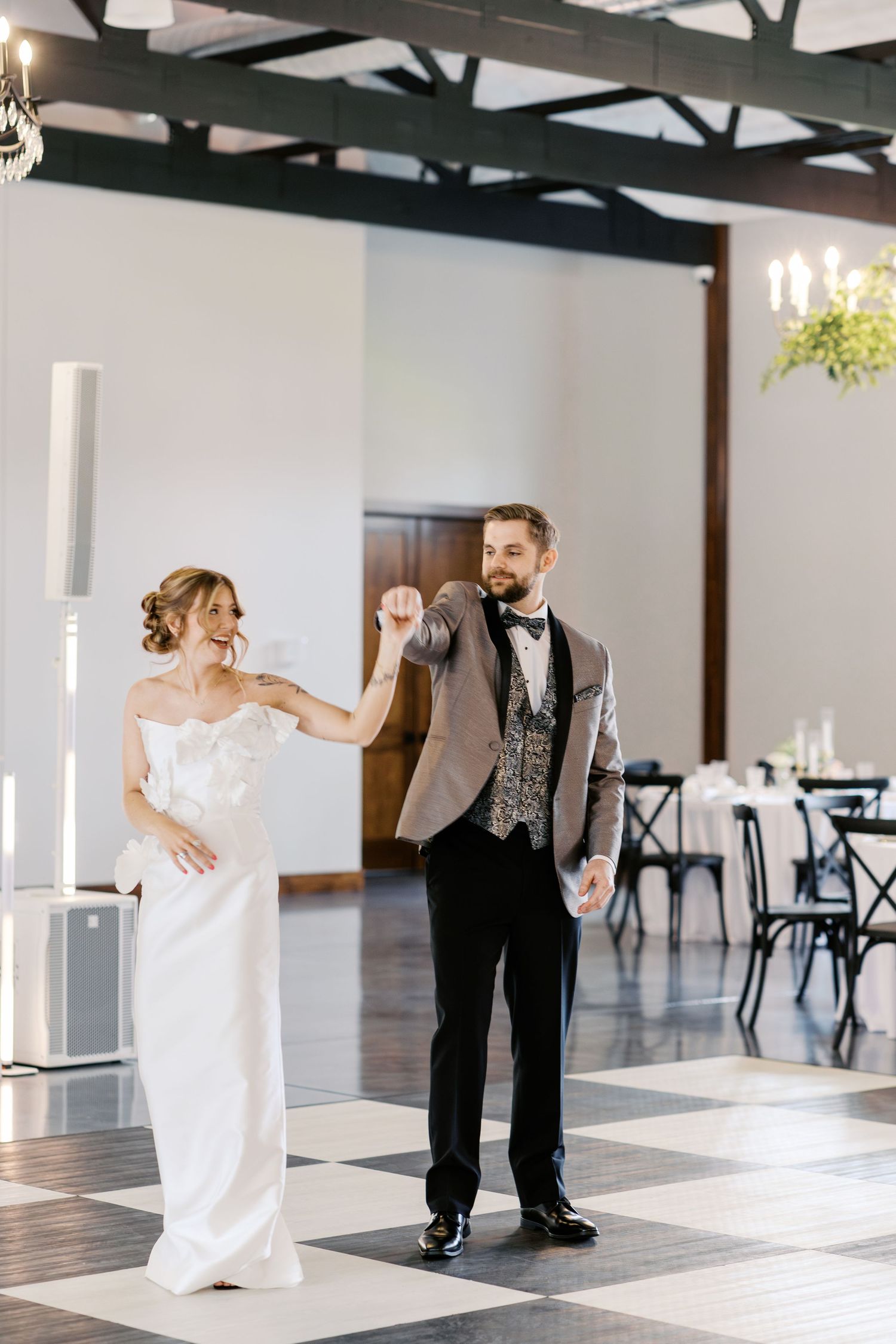 Riverbend Estate Wedding Venue West Michigan equestrian, farm, and barn luxury venue, Wedding photography, grand haven wedding photographer