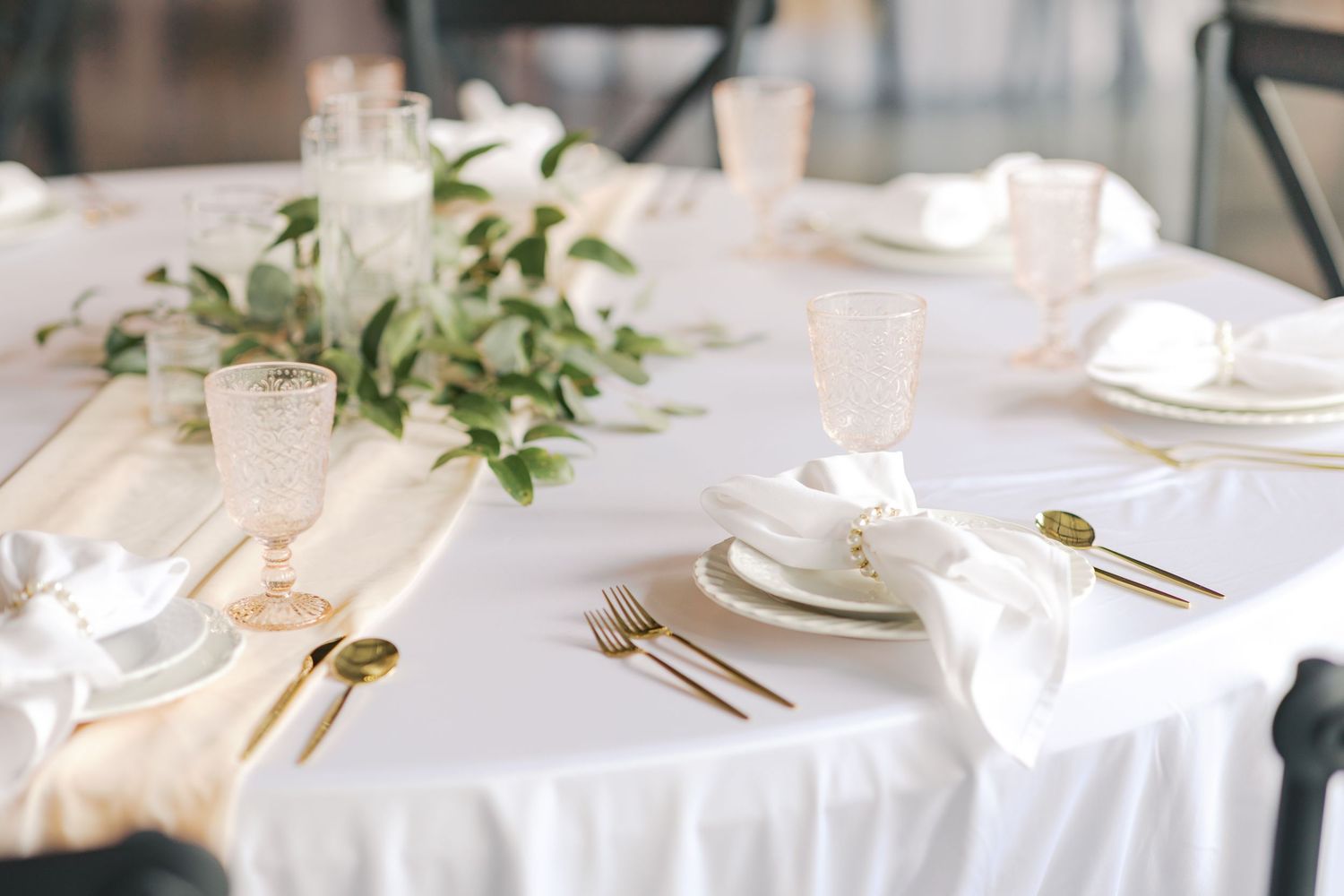 Riverbend Estate Wedding Venue West Michigan equestrian, farm, and barn luxury venue, Wedding photography, grand haven wedding photographer