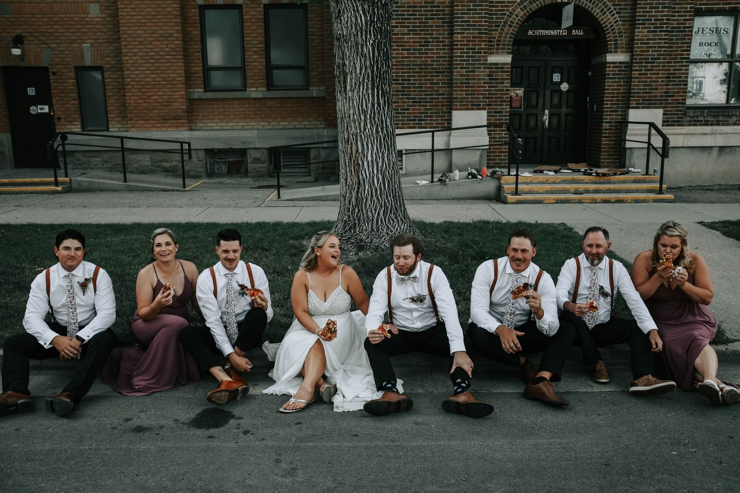 wedding photography in lethbridge alberta, downtown couples and bridal party pictures