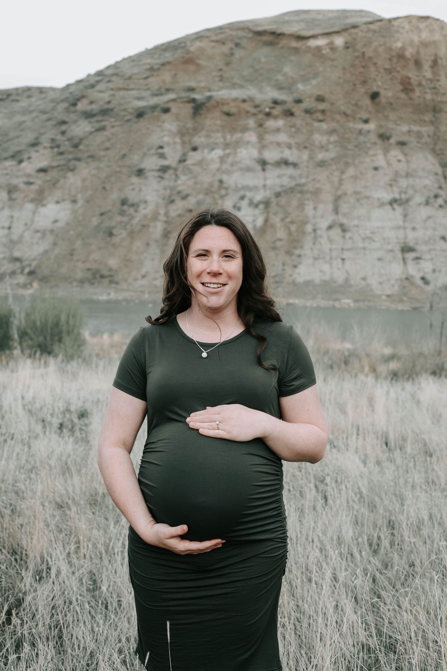 maternity photographer Lethbridge
