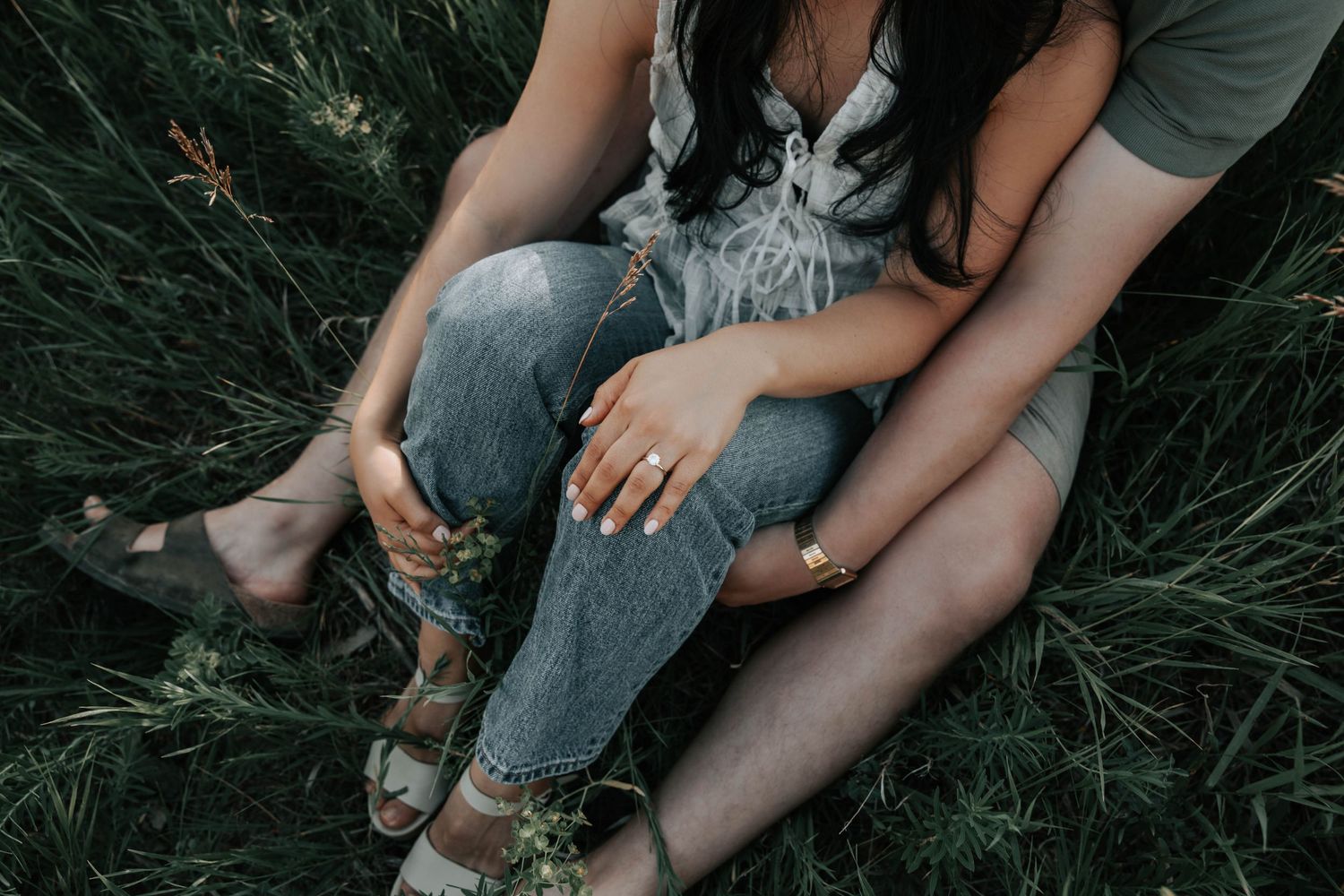 engagement session at popson park in lethbridge alberta