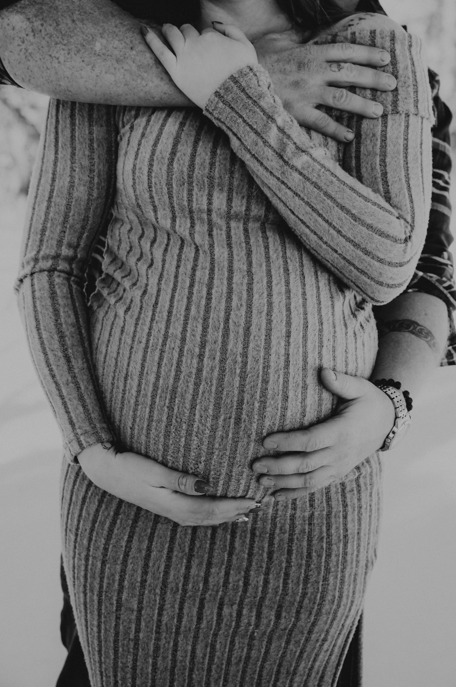 family maternity session in lethbridge