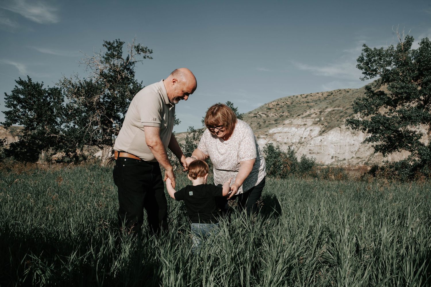 familly photography in lethbridge alberta by allie cooke photography
