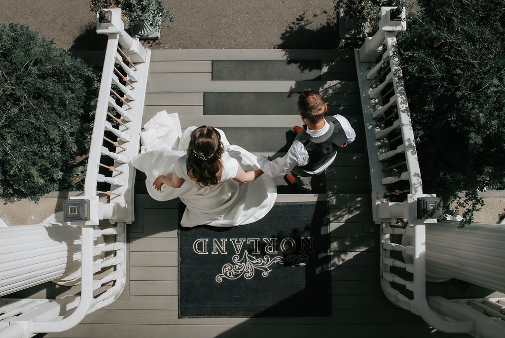 july wedding at the norland historic estate in lethbridge alberta
