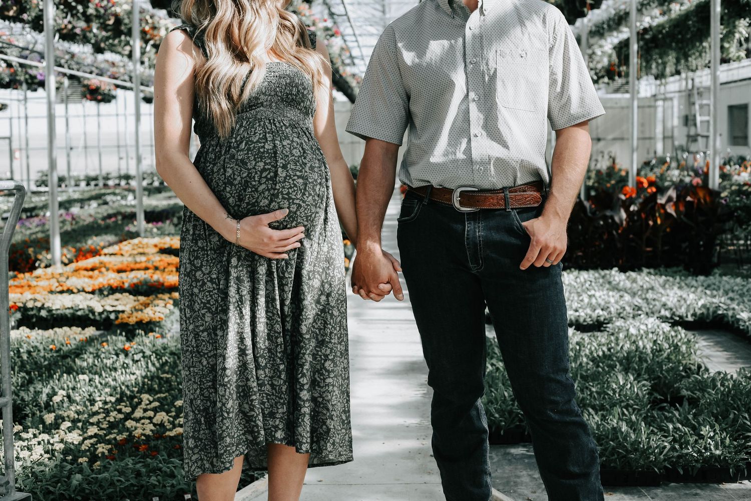 Lethbridge maternity photographer