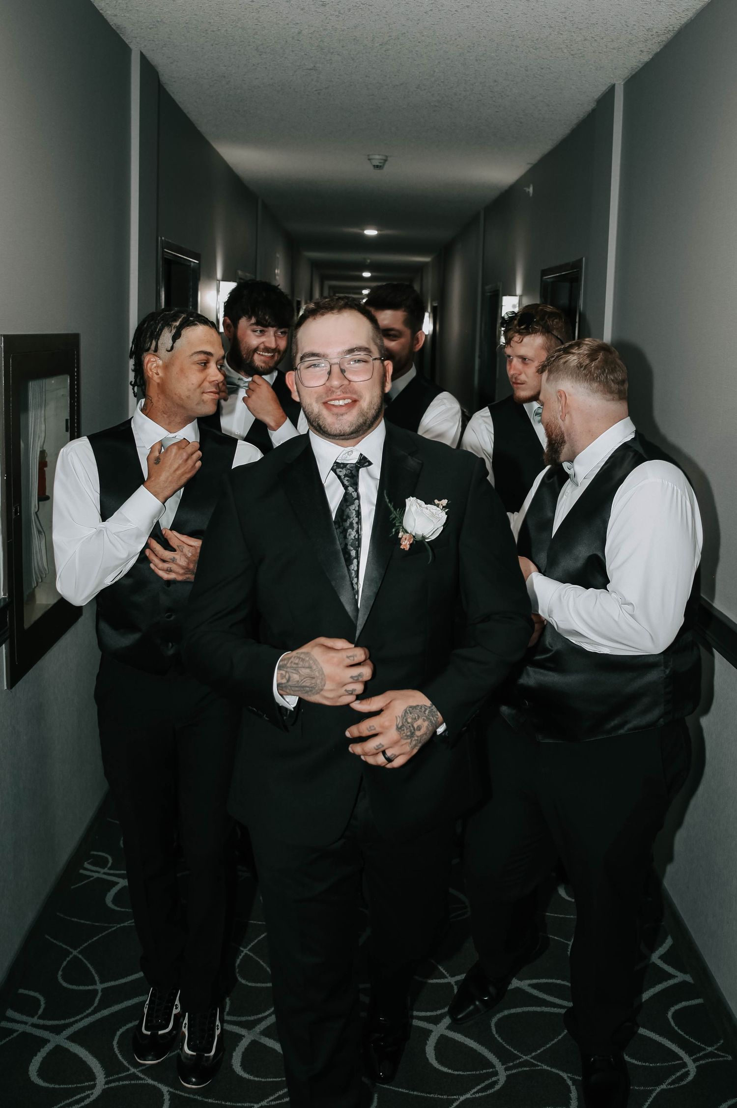 the country side barn wedding venue in Lethbridge Alberta. real wedding from this rustic chic barn venue two hours outside of Calgary AB