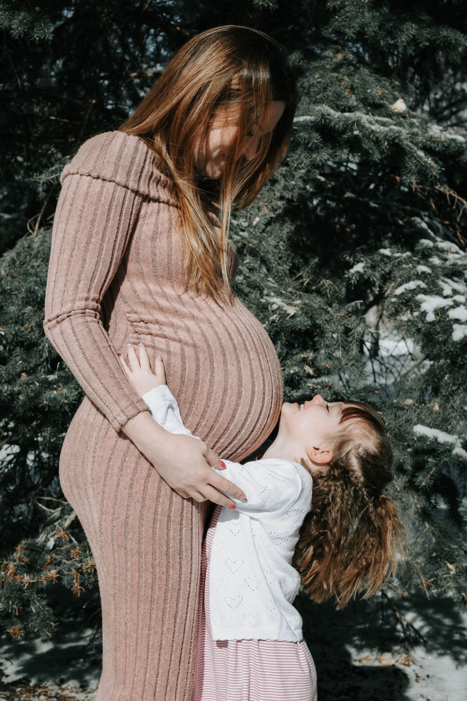family maternity session in lethbridge