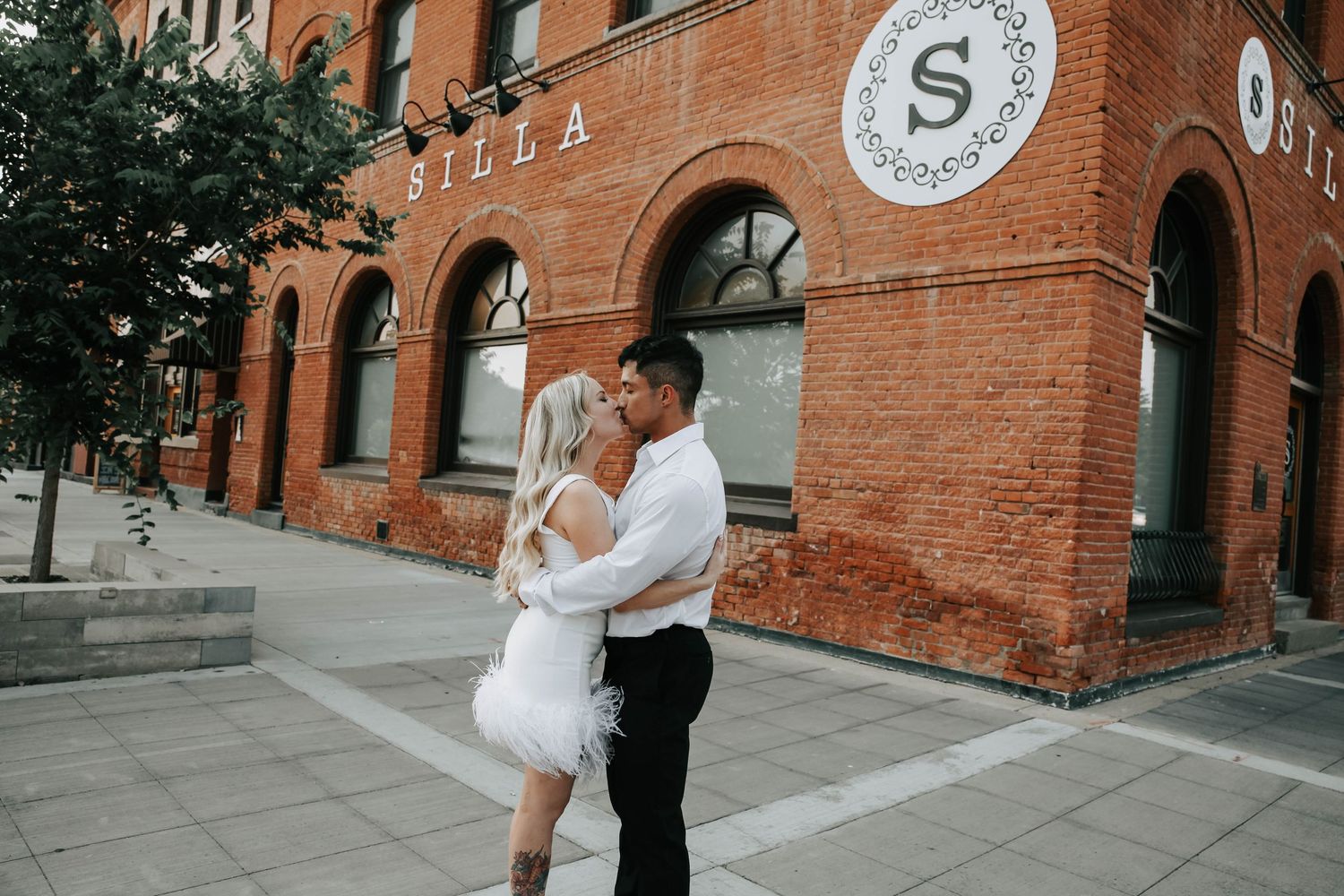 downtown lethbridge engagement session