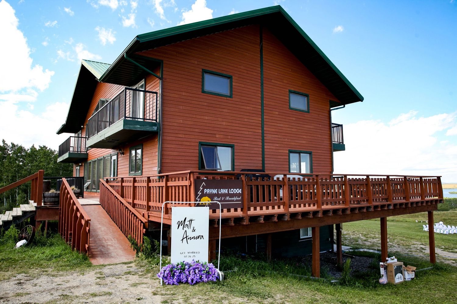 payne lake lodge wedding venue