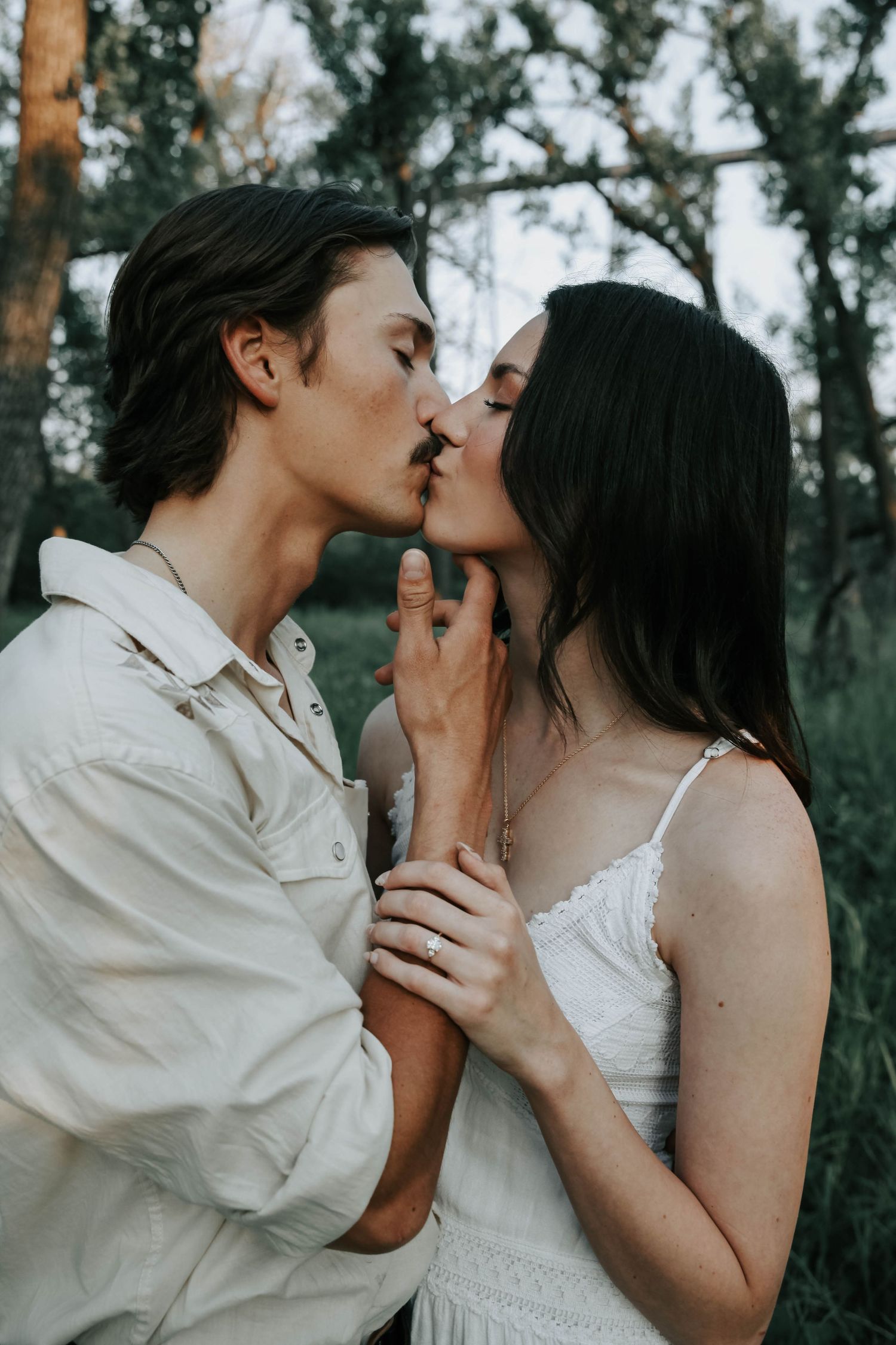 couples photography in lethbridge alberta by allie cooke photography