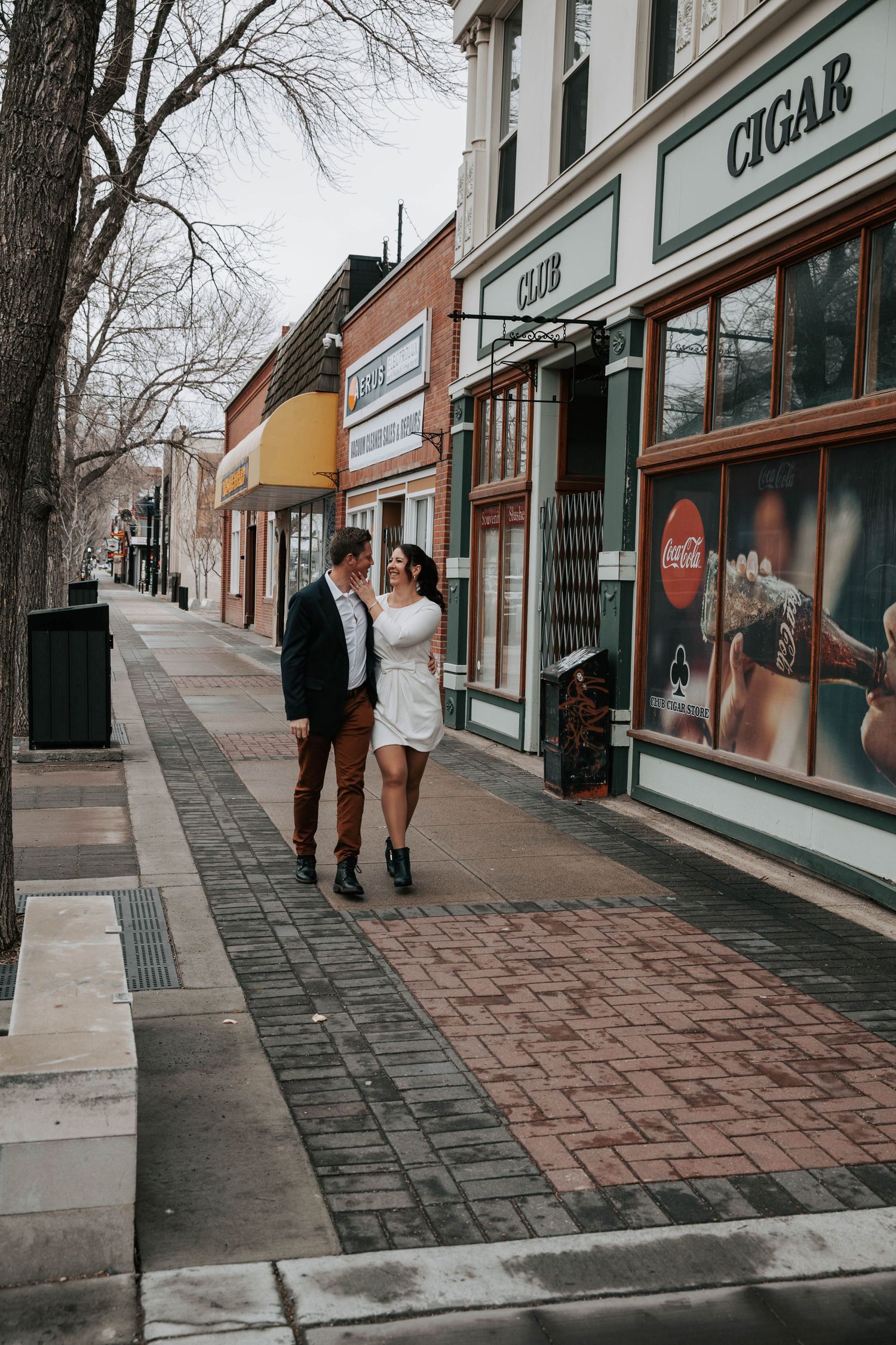 downtown lethbridge couples engagement session pictures